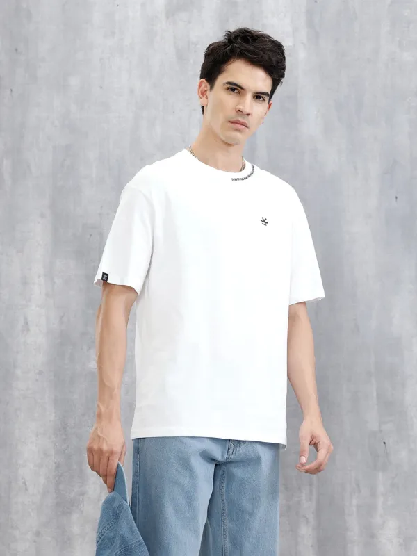 Thread Detailed Oversized T-Shirt | White made by Wrogn