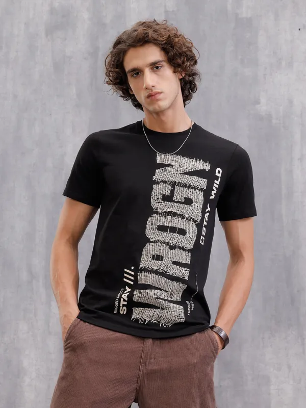 Distressed Yarn Look Brand Carrier Crew Neck In Slim Fit | Black sold by Wrogn