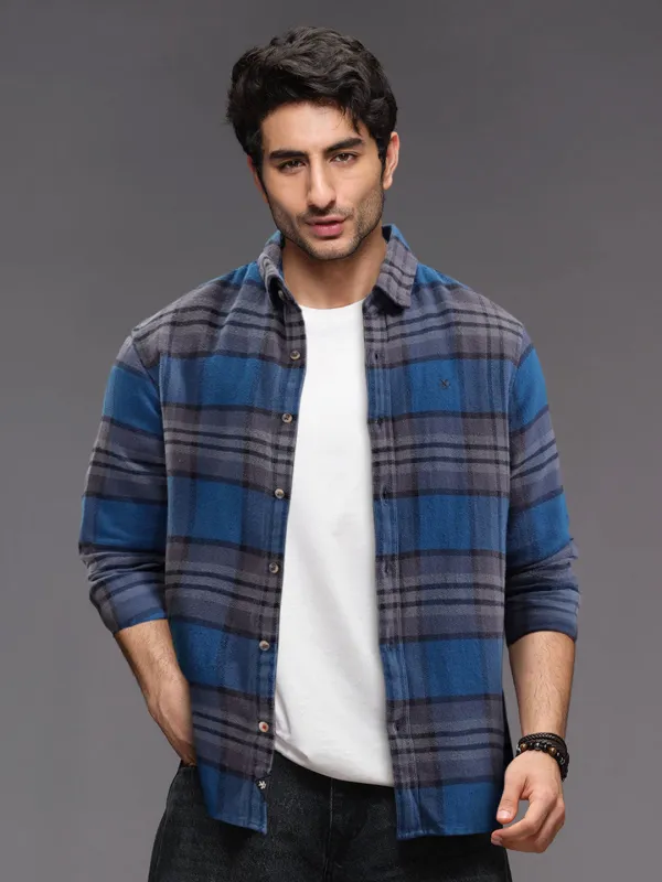 Heavy Herringbone Slim Fit Shirt | Blue sold by Wrogn