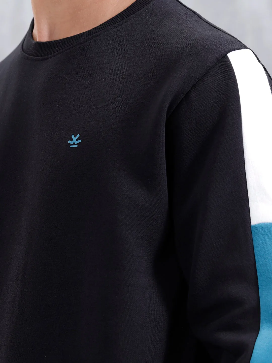 Solid Casual Slim Fit Sweatshirt | Black sold by Wrogn product image thumbnail 5