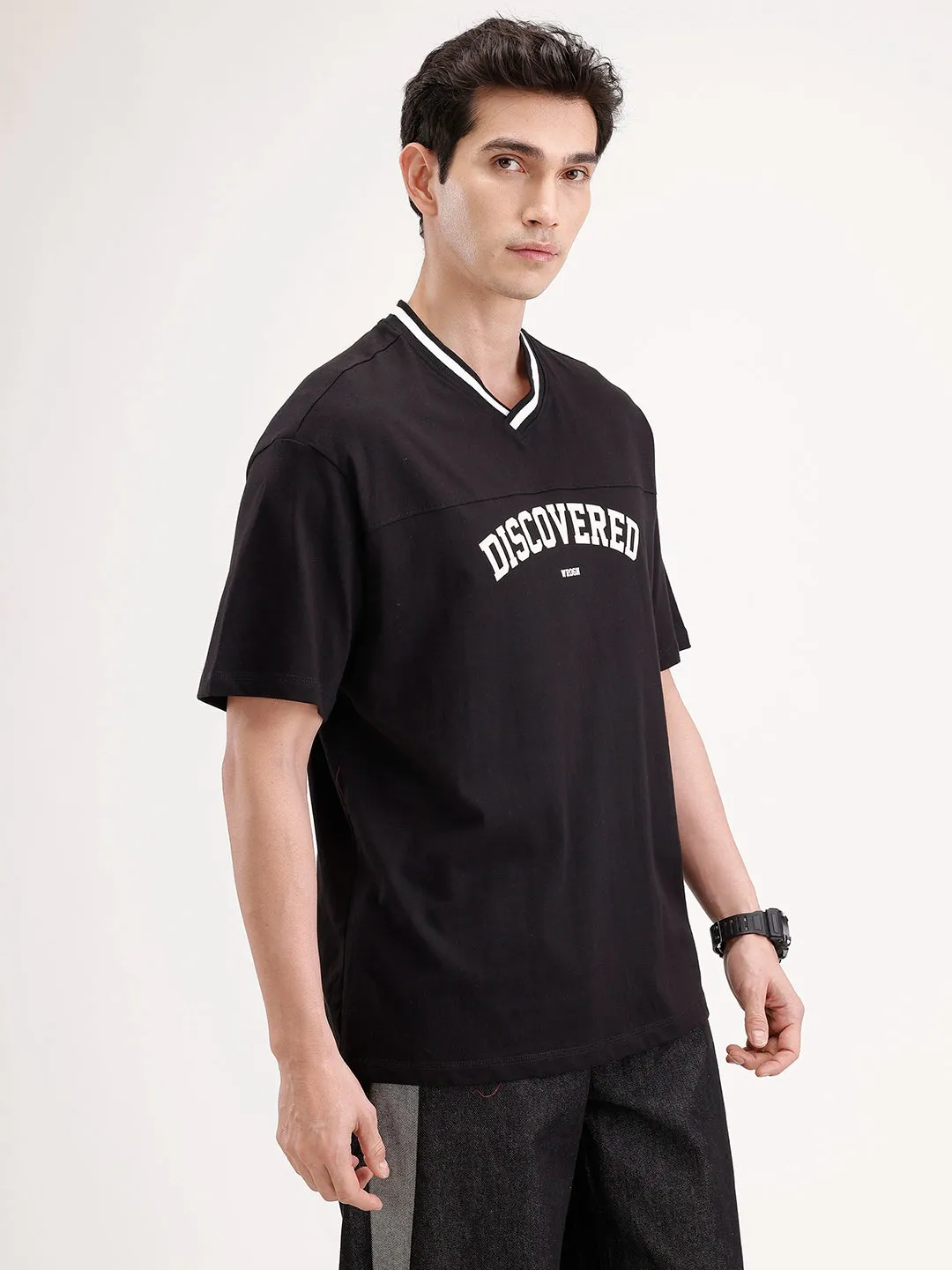 Oversized Contrast Collar T-Shirt | Black sold by Wrogn product image thumbnail 4