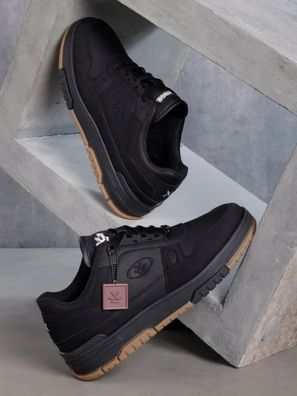 Sneakers  |  Greyhound Apex sold by Wrogn