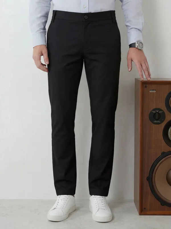 Straight Fit Solid Trouser | Black made by Wrogn