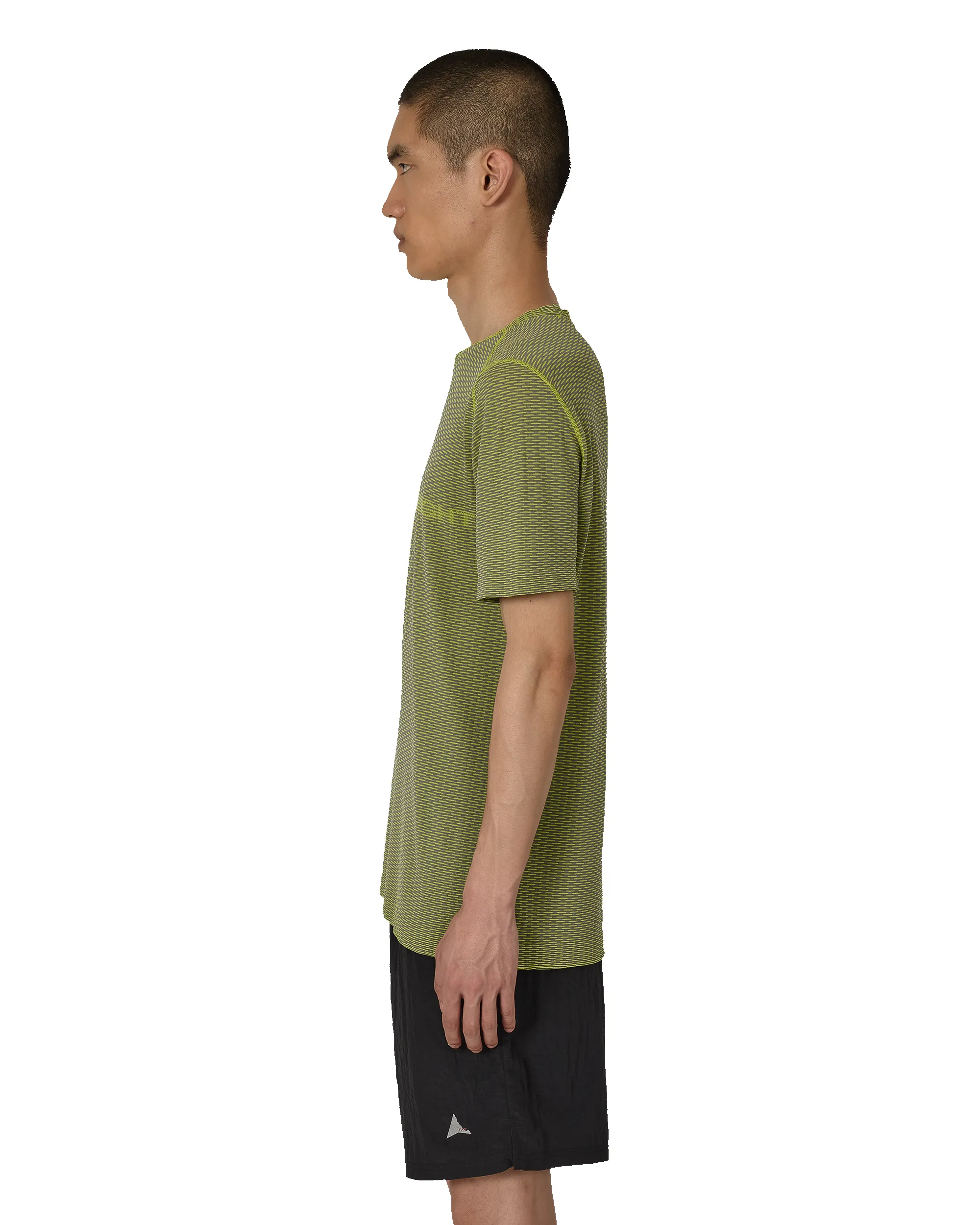 Hivee Dryarn Lightweight Seamless T-Shirt sold by Roa Hiking product image thumbnail 2