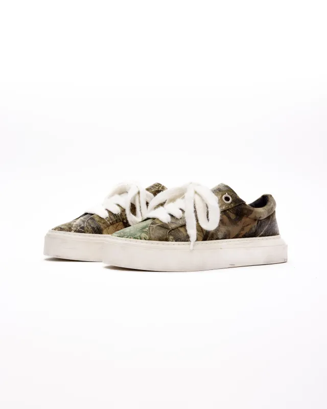 THE AKIMBO WILSON SNEAKER sold by Cole Buxton