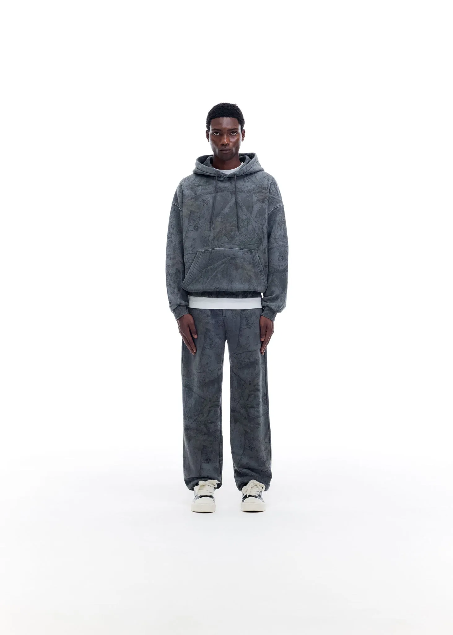 WASHED REALTREE SWEATPANT sold by Cole Buxton product image thumbnail 5