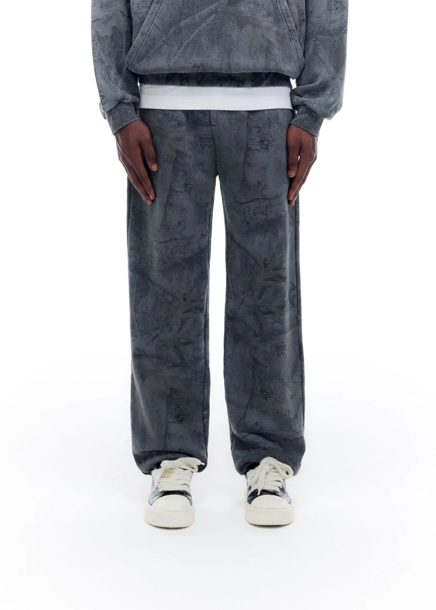 WASHED REALTREE SWEATPANT sold by Cole Buxton product image thumbnail 2