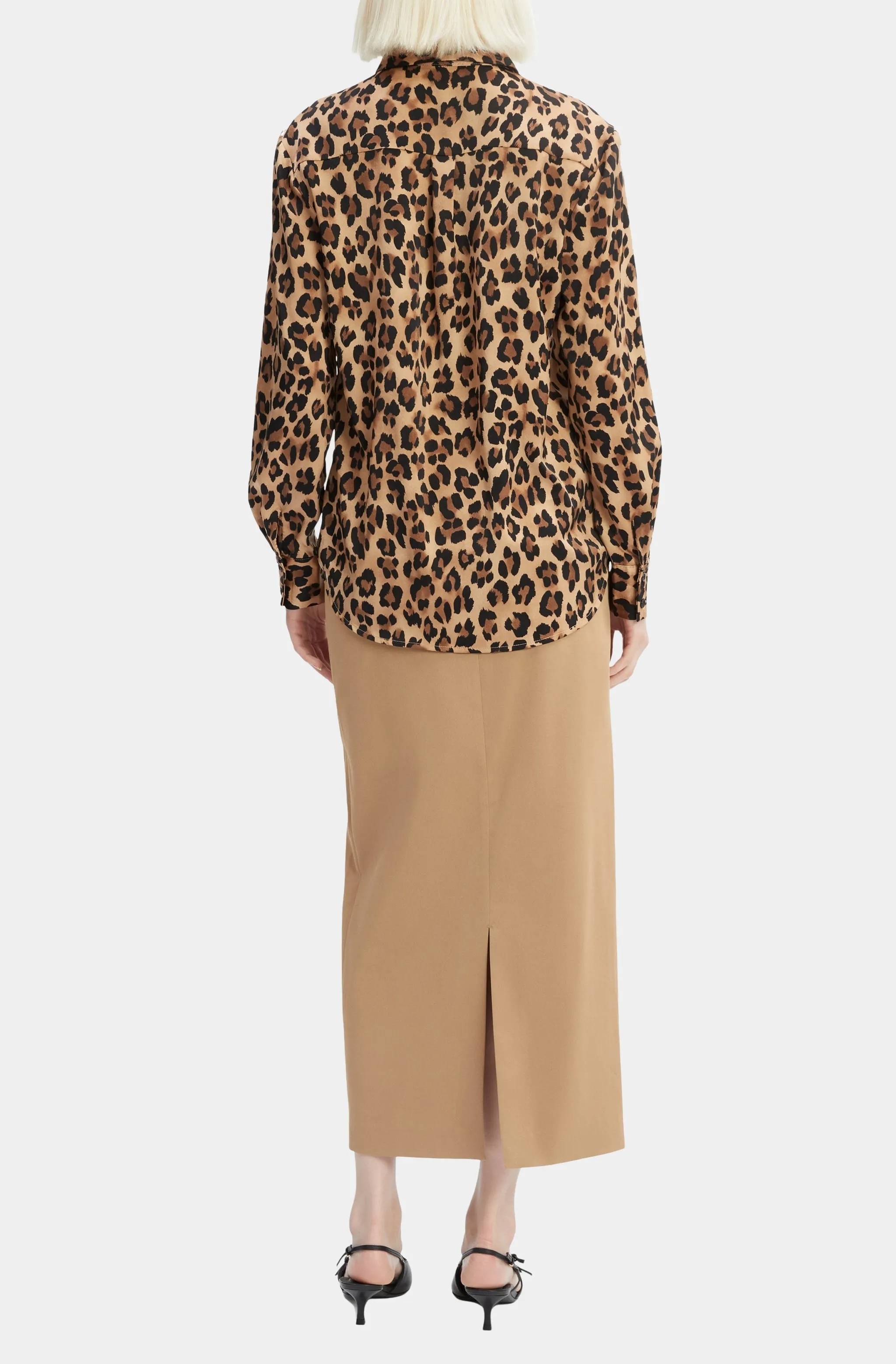 Classic Collar Printed Shirt sold by Hemline product image thumbnail 4