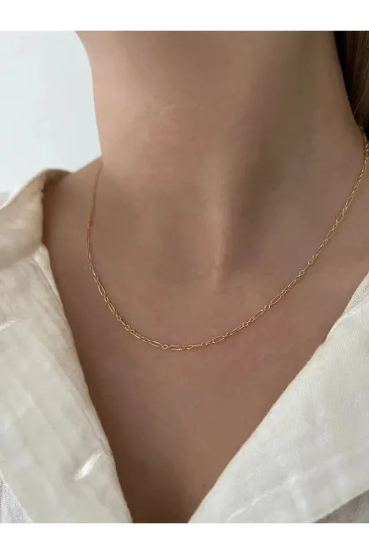 Tiny Filled Chain Necklace made by Hemline