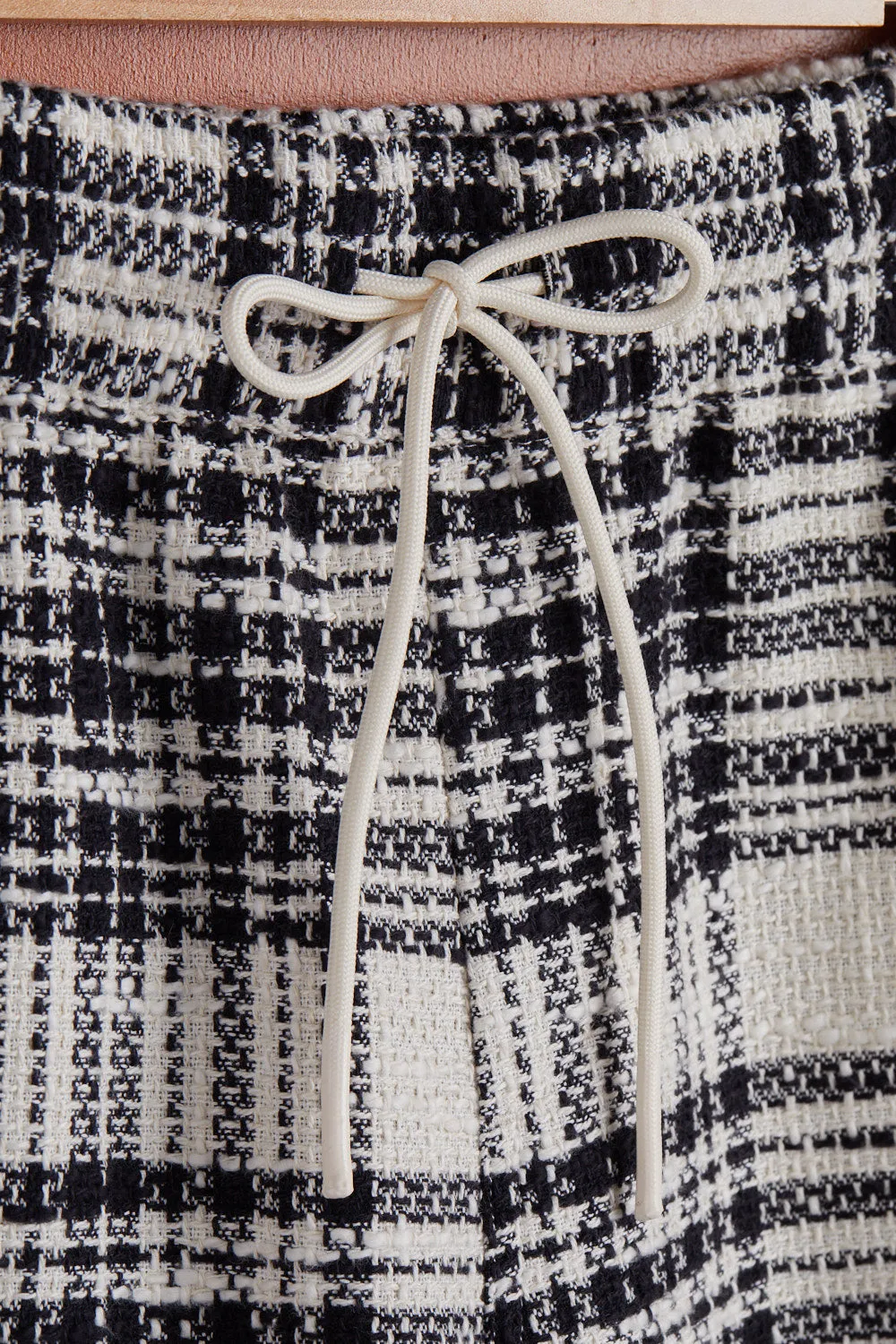 GARDEN PLAID BOUCLÉ SHORTS - BLACK sold by Portuguese Flannel product image thumbnail 4