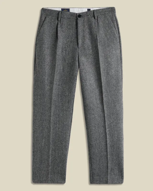Single Pleat Herringbone Wool Trousers - Grey made by Portuguese Flannel