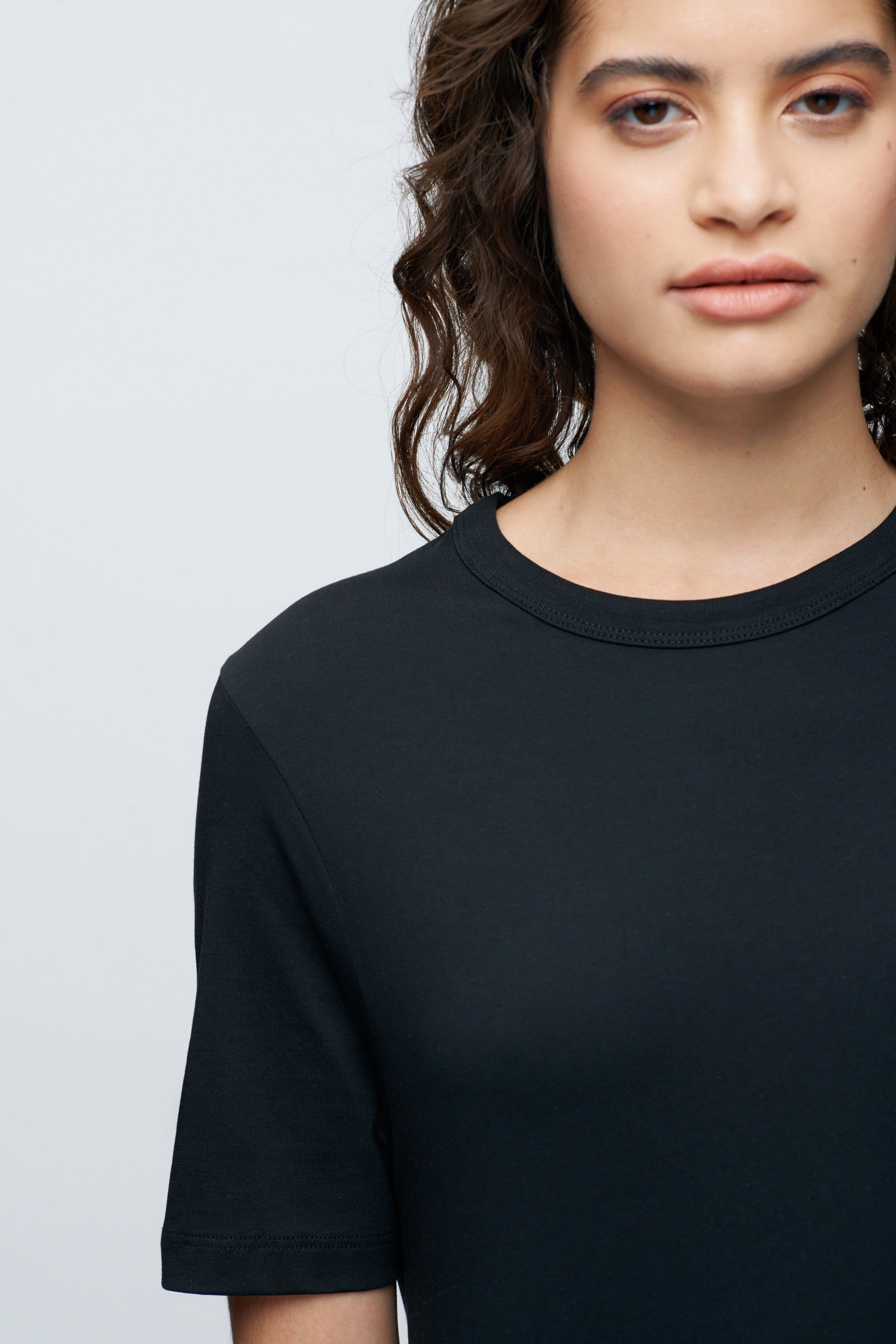 Women's Long Essential Crew in Black sold by Kotn product image thumbnail 5