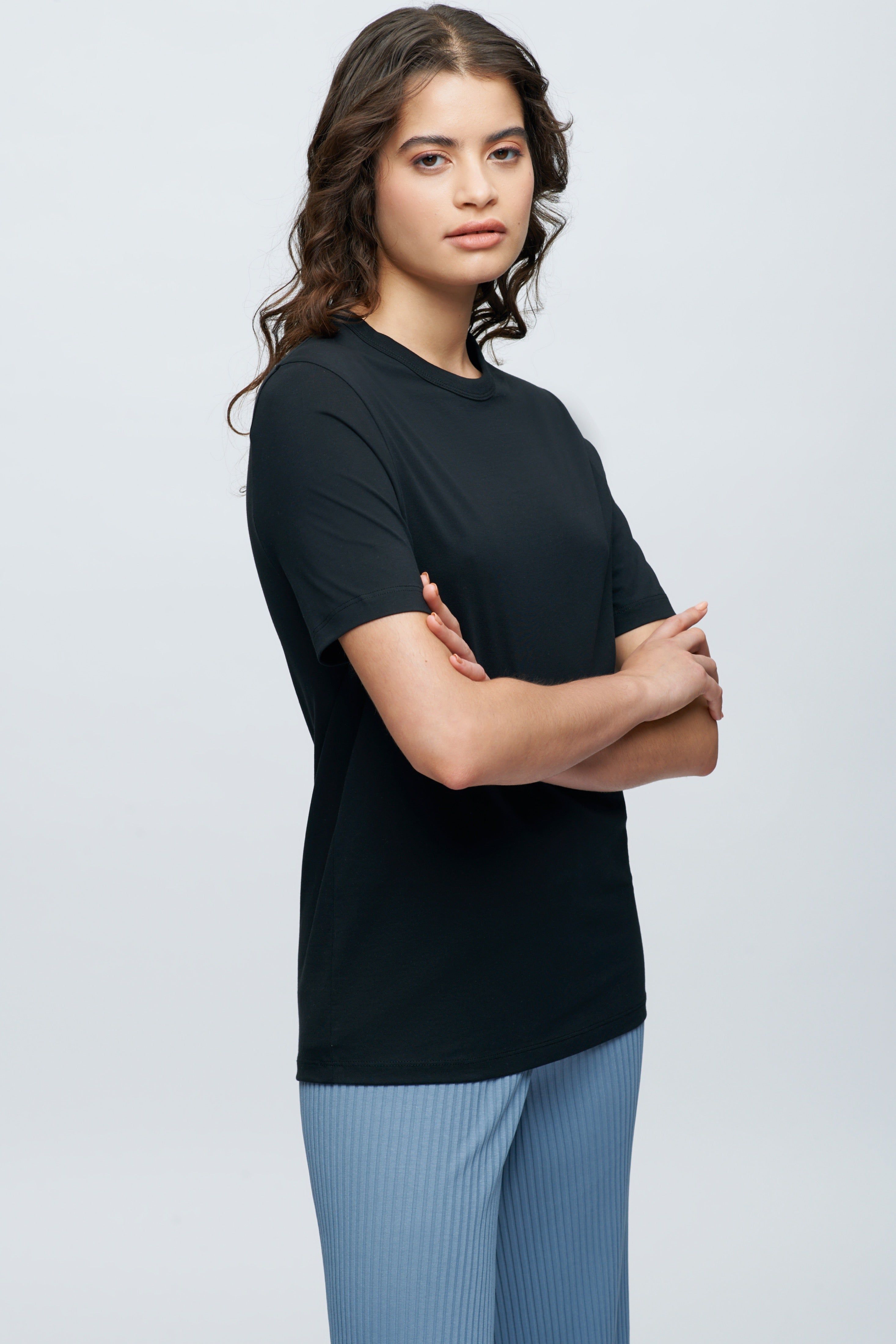 Women's Long Essential Crew in Black sold by Kotn product image thumbnail 3