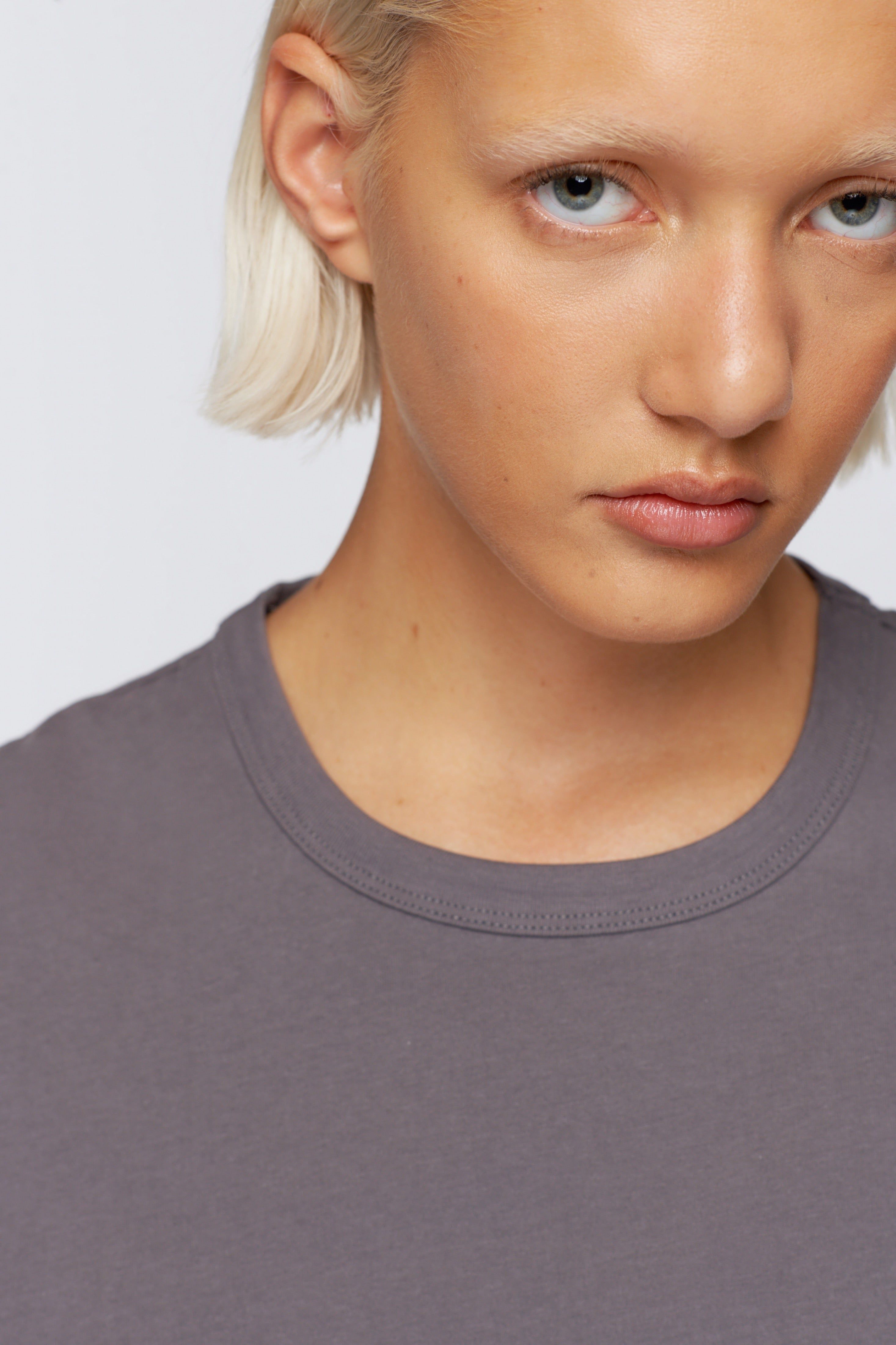 Women's Relaxed Crew in Smoke sold by Kotn product image thumbnail 5