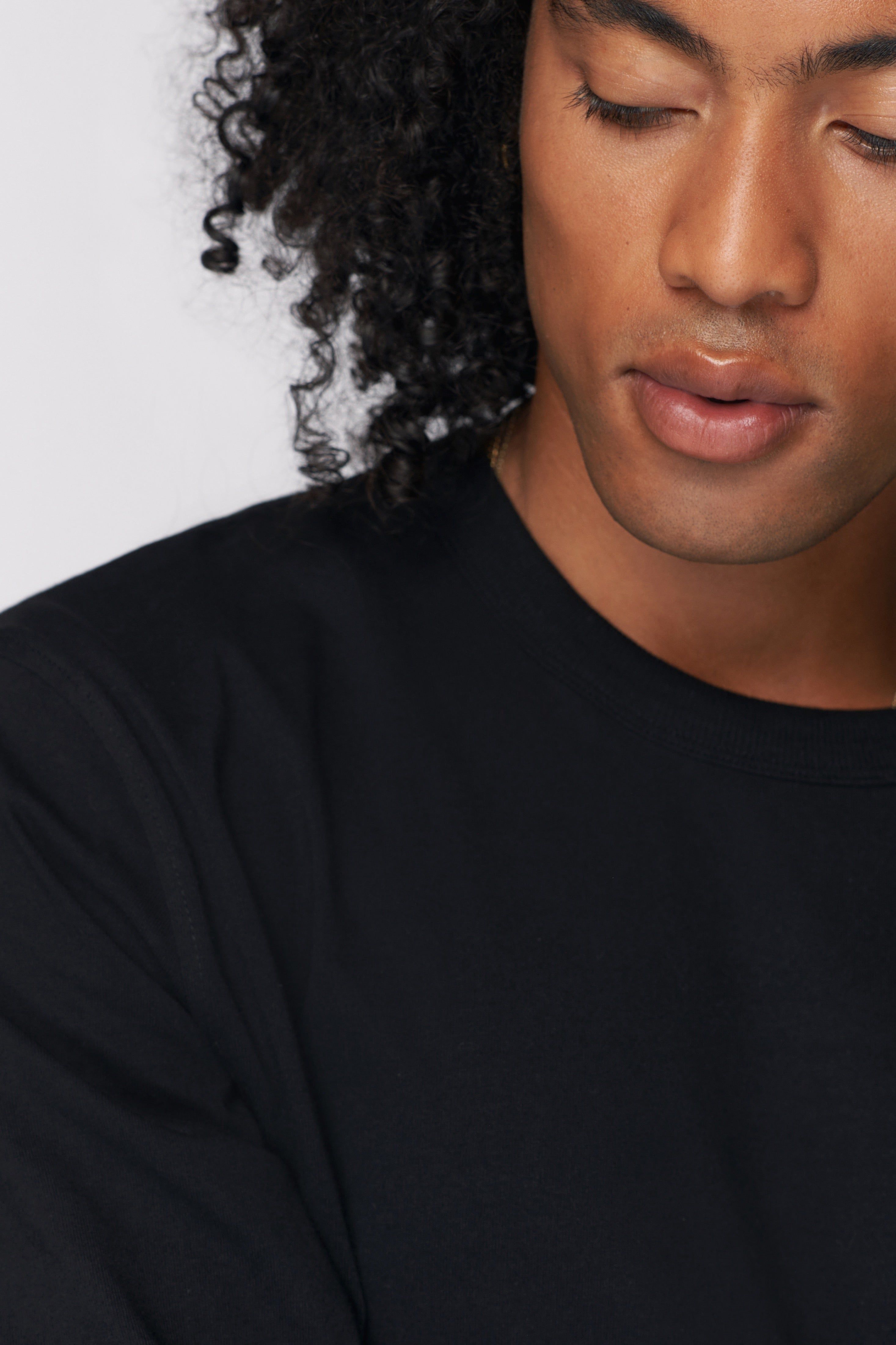 Men's Heavyweight Longsleeve 2.0 in Black sold by Kotn product image thumbnail 4