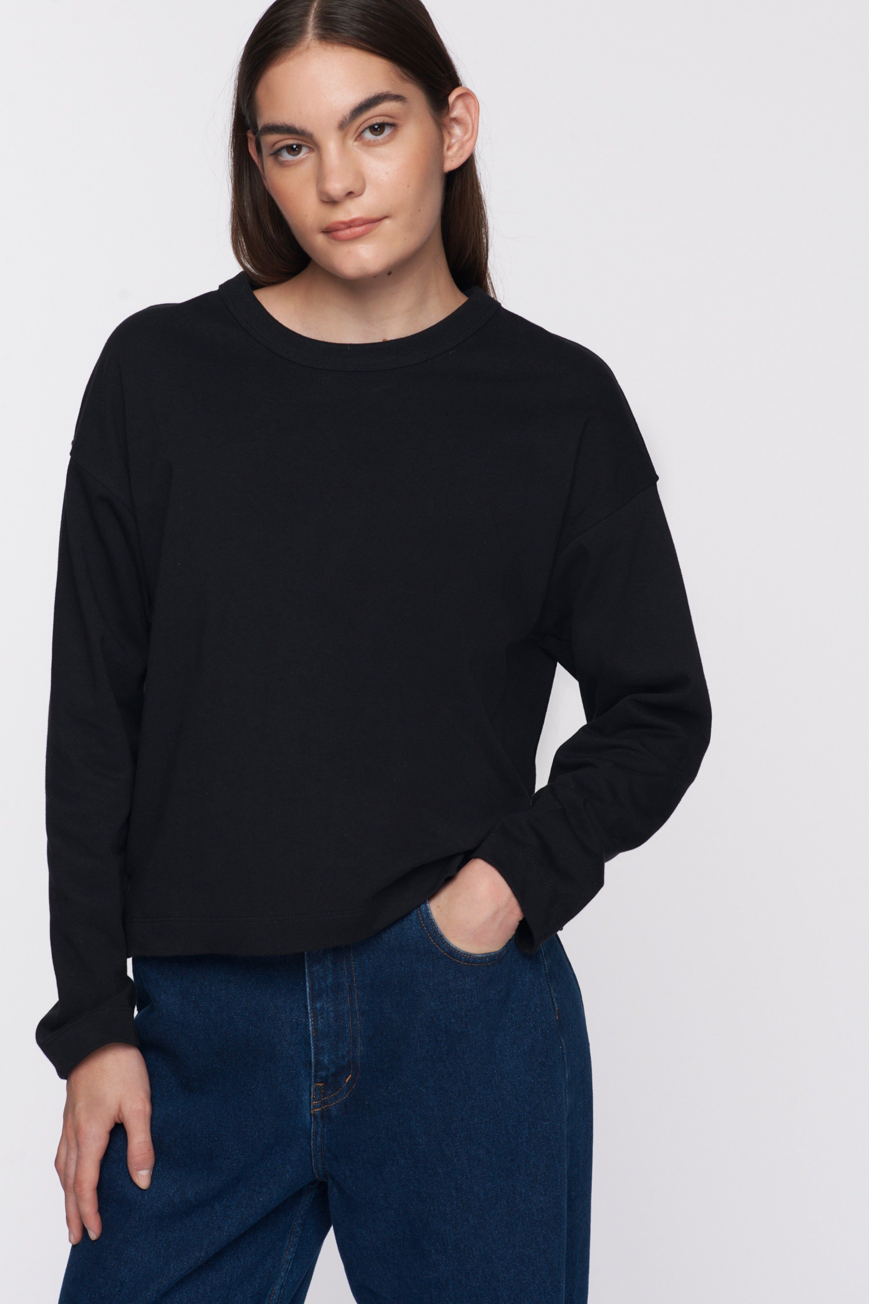 Women's Heavyweight Longsleeve in Black sold by Kotn product image thumbnail 2