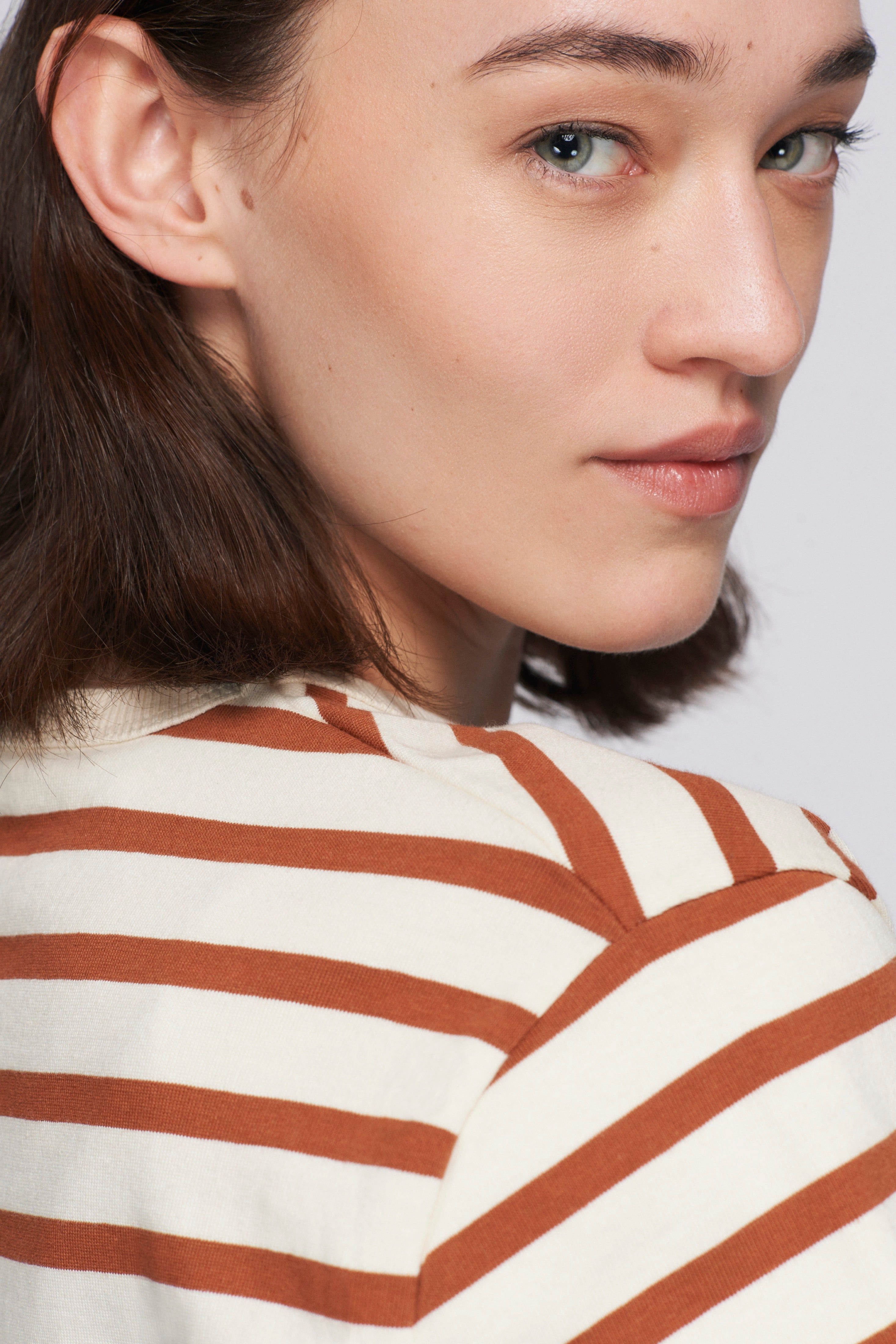 Unisex Stripe Heavyweight Box Crew in Marshmallow/Terracotta sold by Kotn product image thumbnail 7