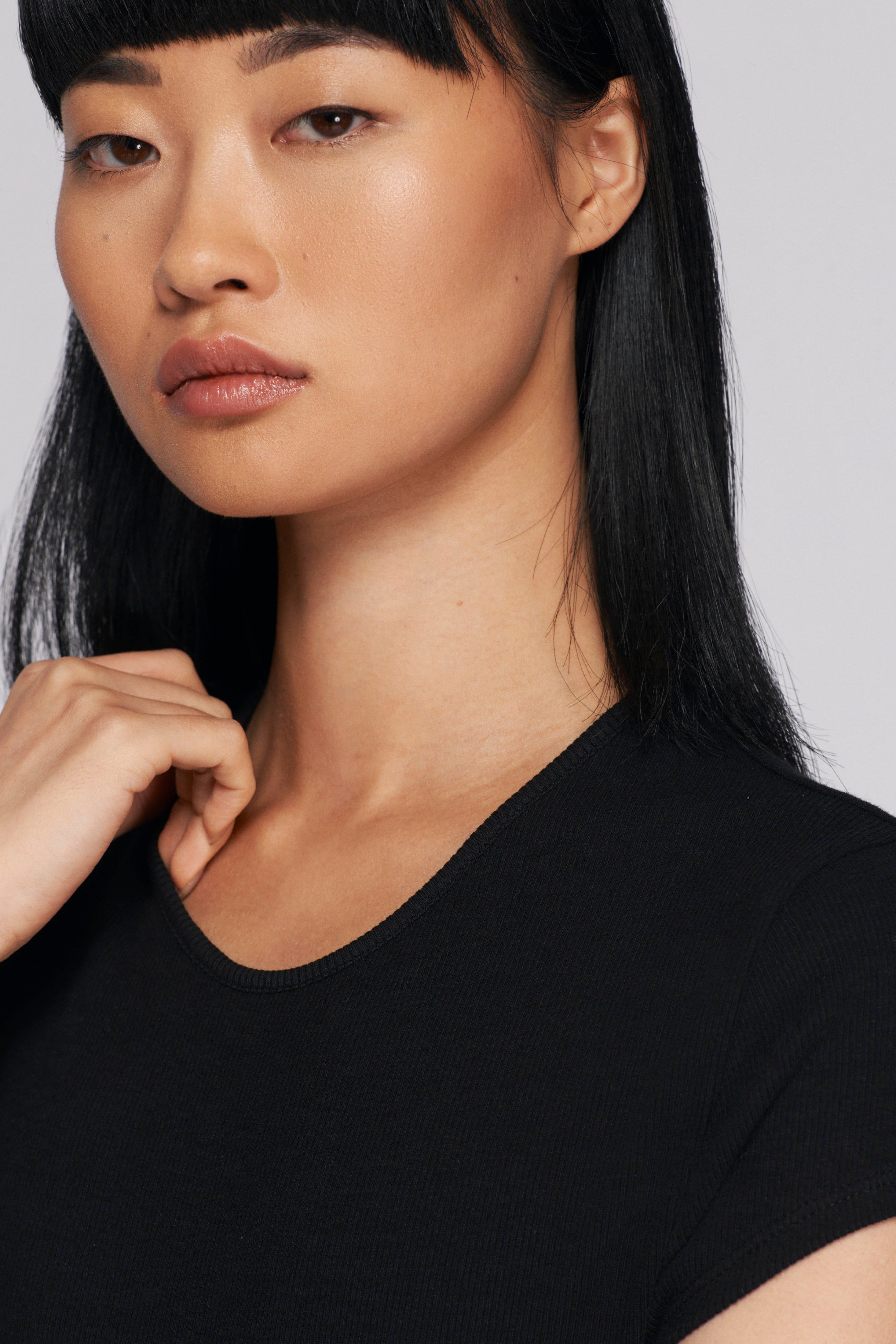 Women's Crop 90s Tee in Black sold by Kotn product image thumbnail 4