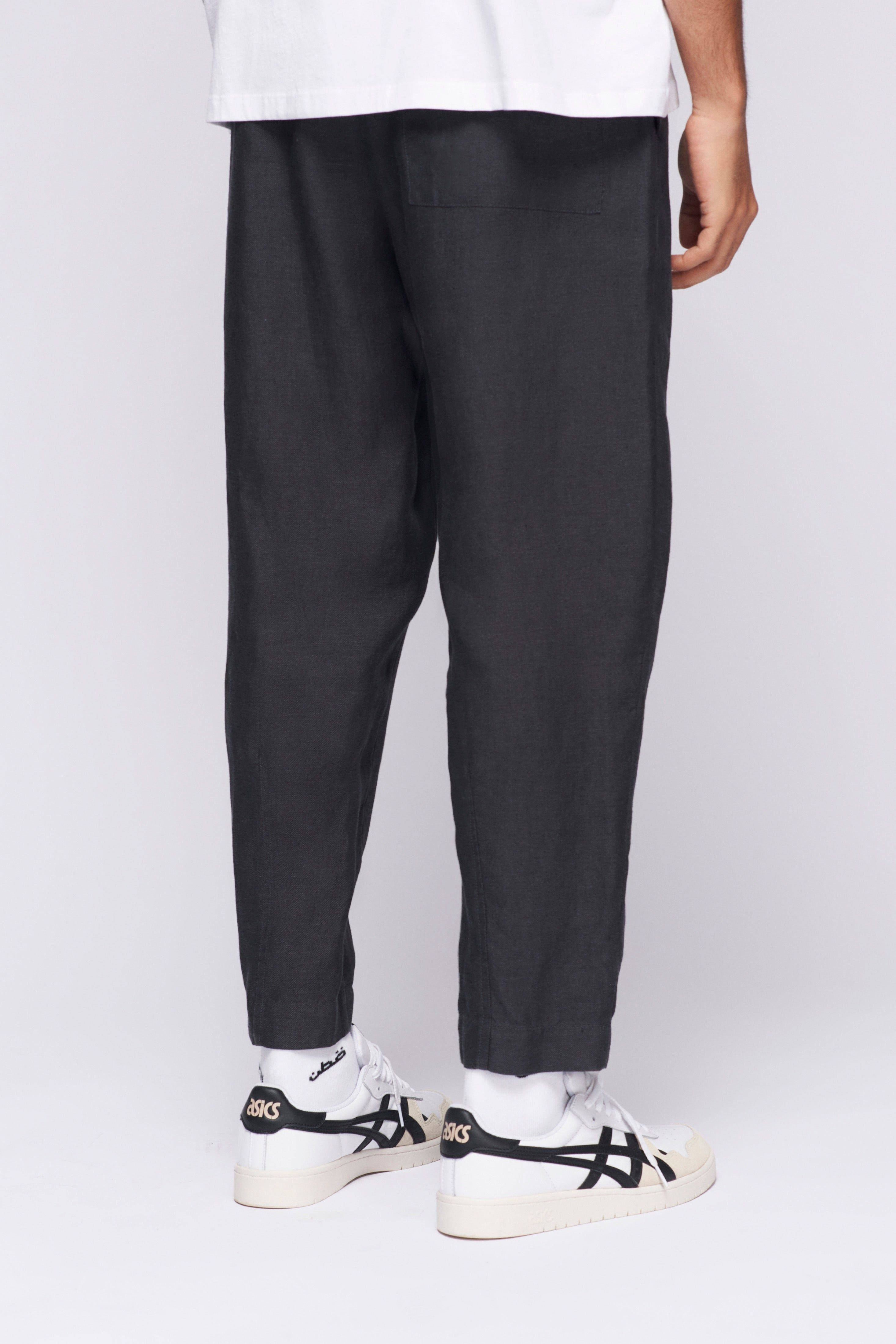 Unisex Cairo Linen Pant in Black sold by Kotn product image thumbnail 6