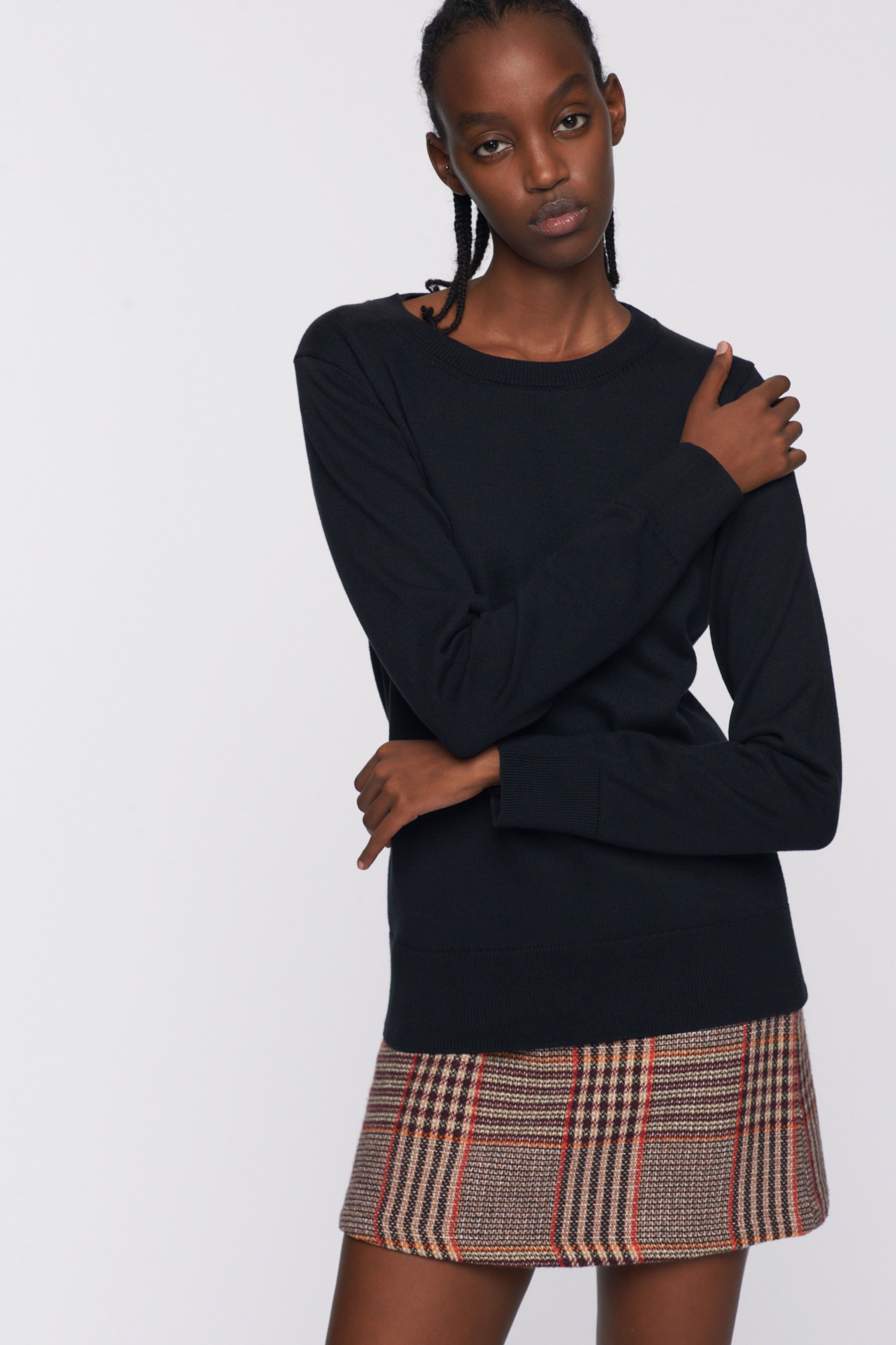 Women's Fine Knit Crewneck Sweater in Black sold by Kotn product image thumbnail 2