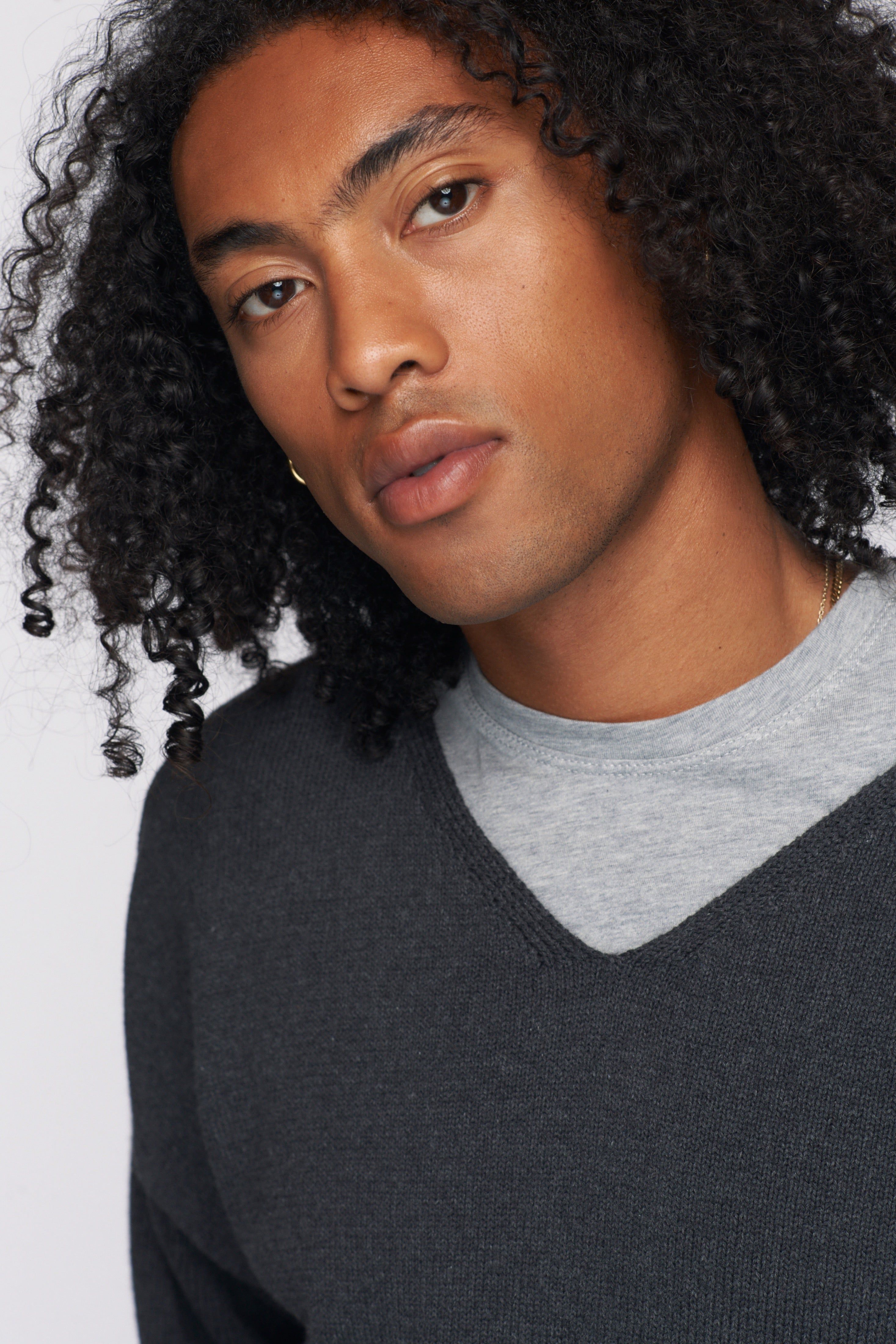 Men's Oversized V-Neck Sweater in Charcoal Melange sold by Kotn product image thumbnail 4