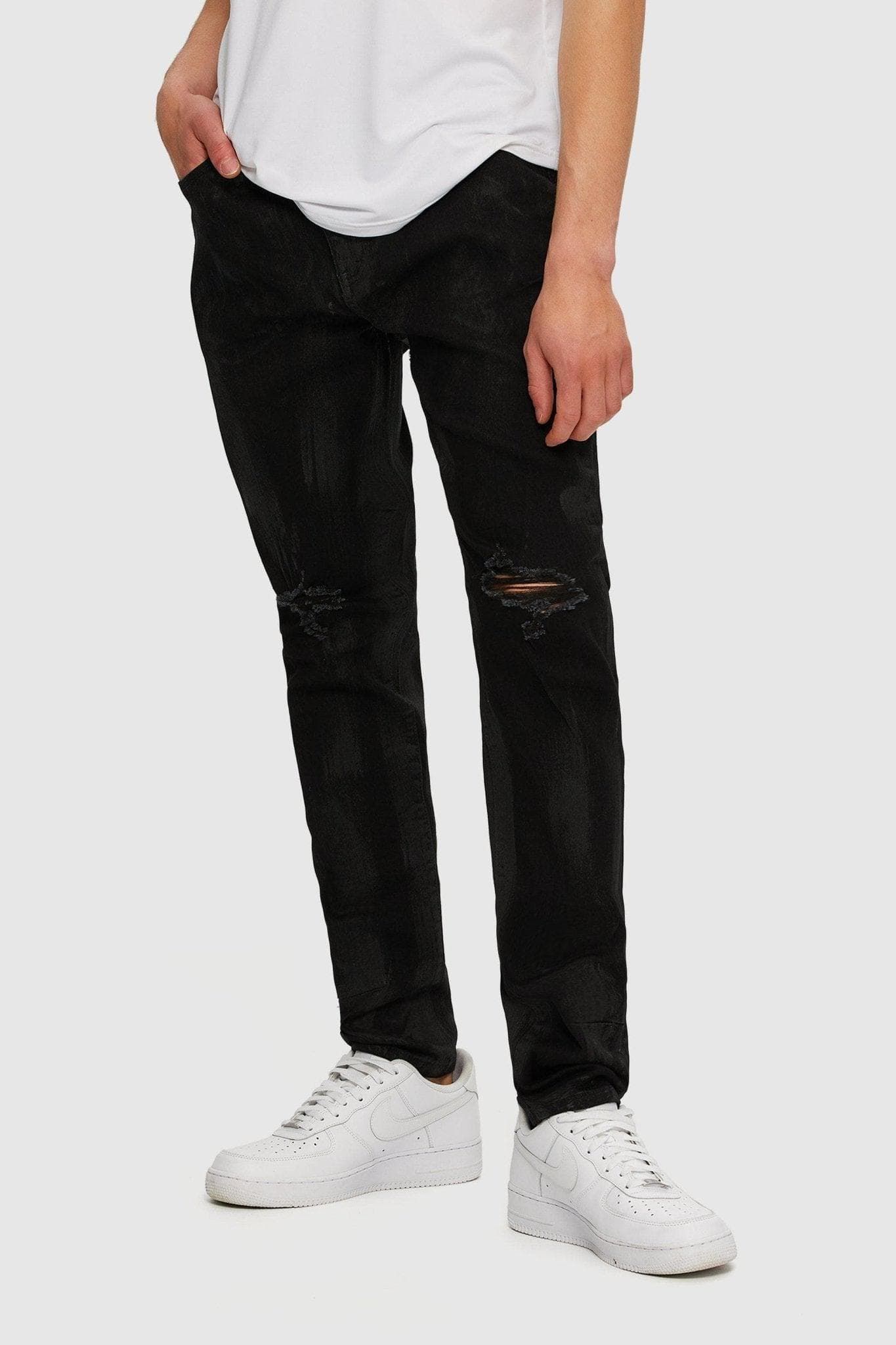 Tapered Skinny Denim sold by Kuwallatee