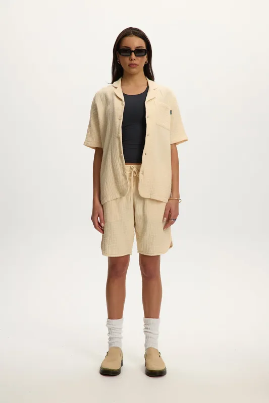 Resort Seersucker Shirt sold by Kuwallatee