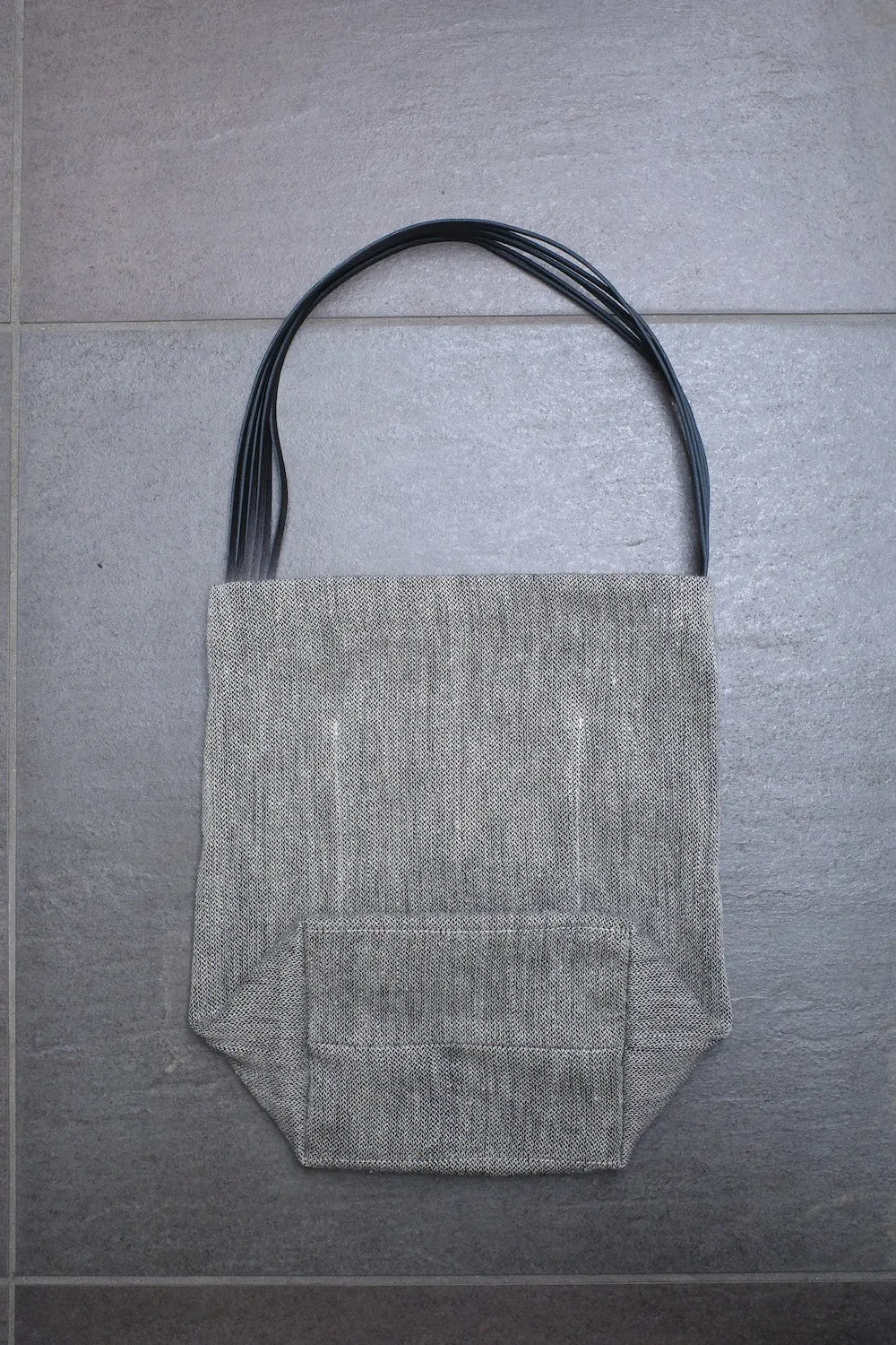 SEYAxISAAC REINA LINEN CHASEN HOBO / MEDIUM sold by seya product image thumbnail 2