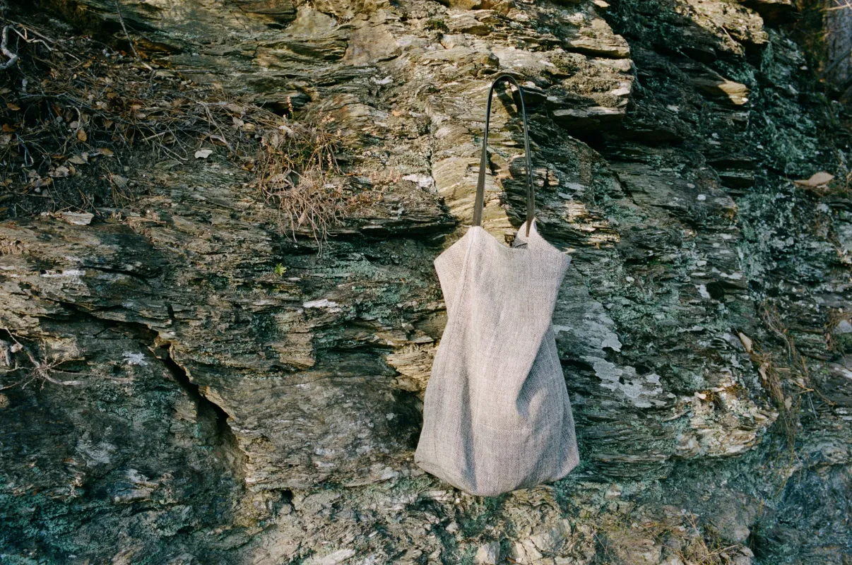 ISAAC REINA X seya.  CHASEN BAG /LINEN MULTI HANDLE HOBO   / LARGE made by seya