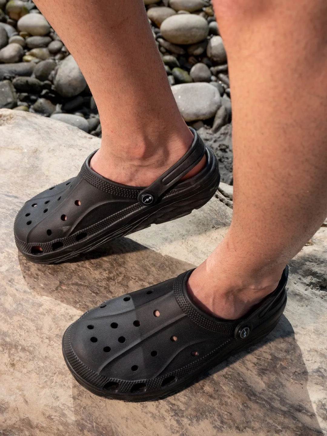 GC-4003 Black Men's Clogs sold by Campus Shoes product image thumbnail 5