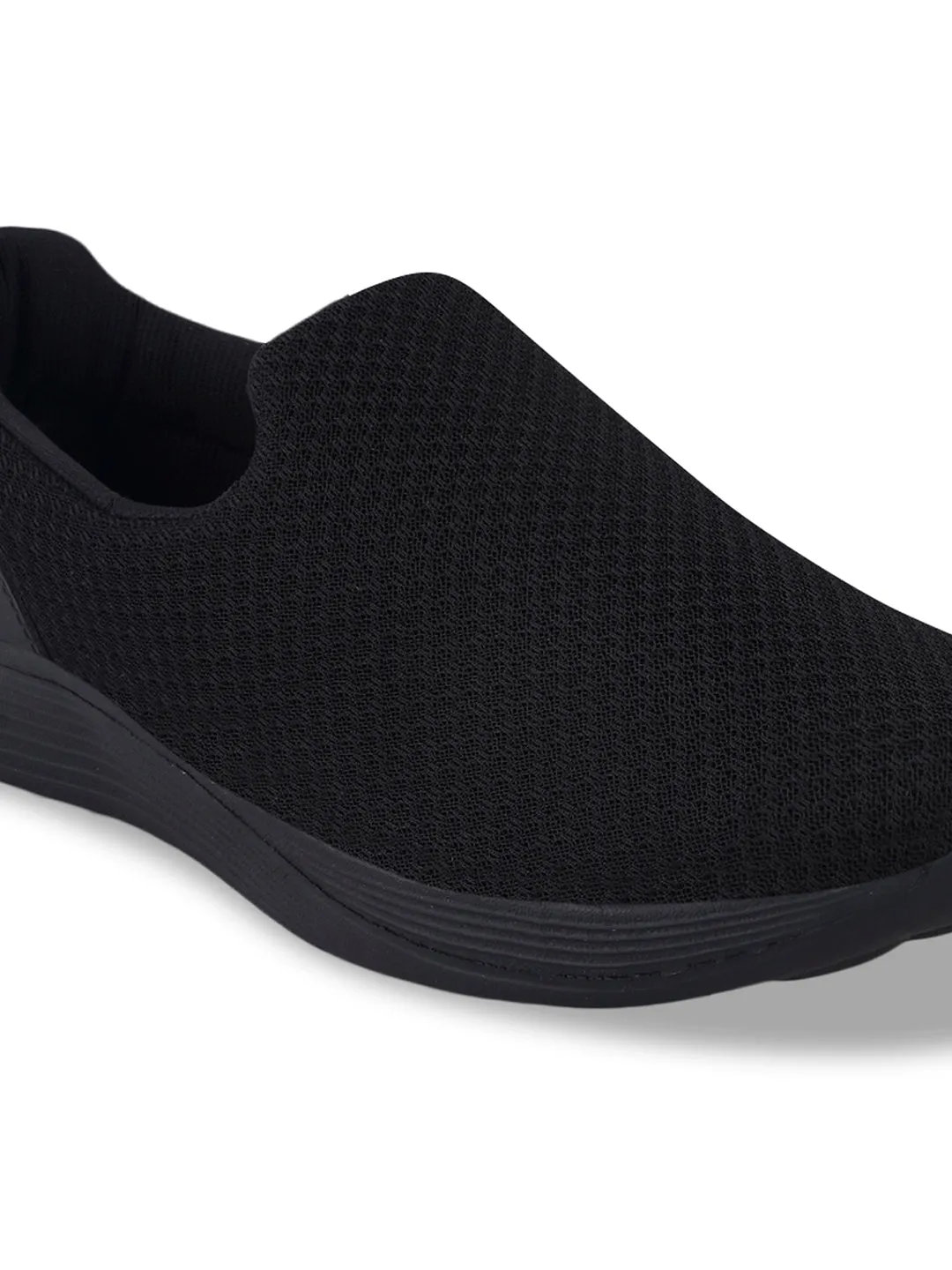 SHUTTLE Black Men's Walking Shoes sold by Campus Shoes product image thumbnail 5