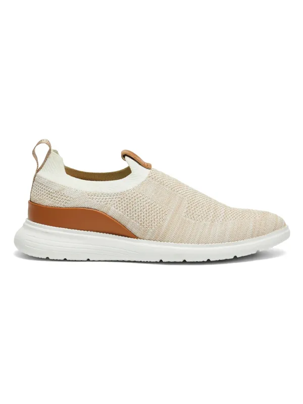 CHALK Off White Men's Walking Shoes sold by Campus Shoes