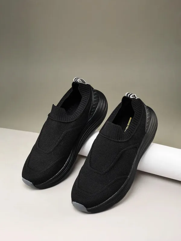 HOOP Black Men's Walking Shoes sold by Campus Shoes
