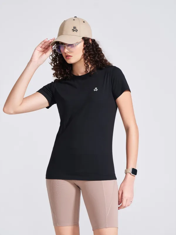 Women's Black Solid Round Neck T-Shirt made by Campus Shoes