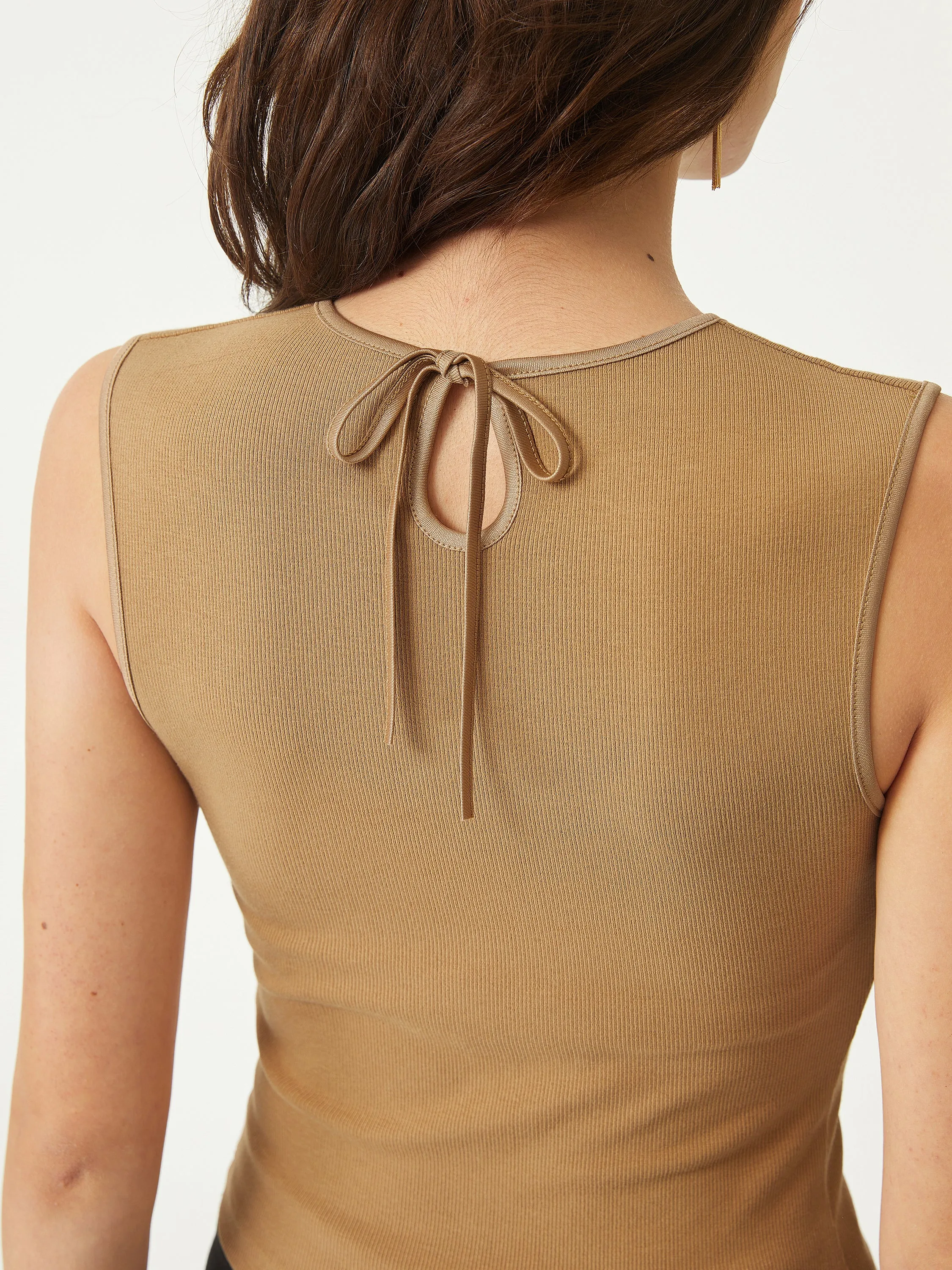 Plantive® Keyhole Tank sold by ogl move