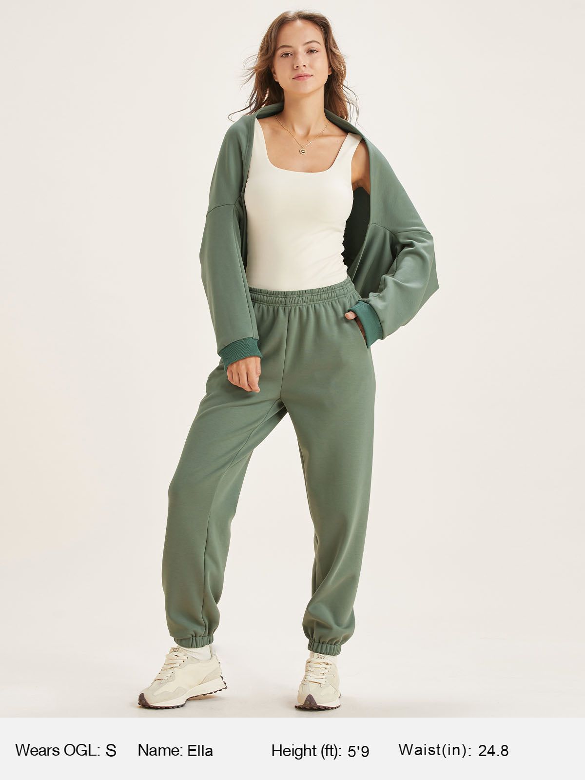 Cropped Fleece Crew Neck Sweatshirt & Premium Fleece Seamless Jogger 2Pcs Set sold by ogl move product image thumbnail 3