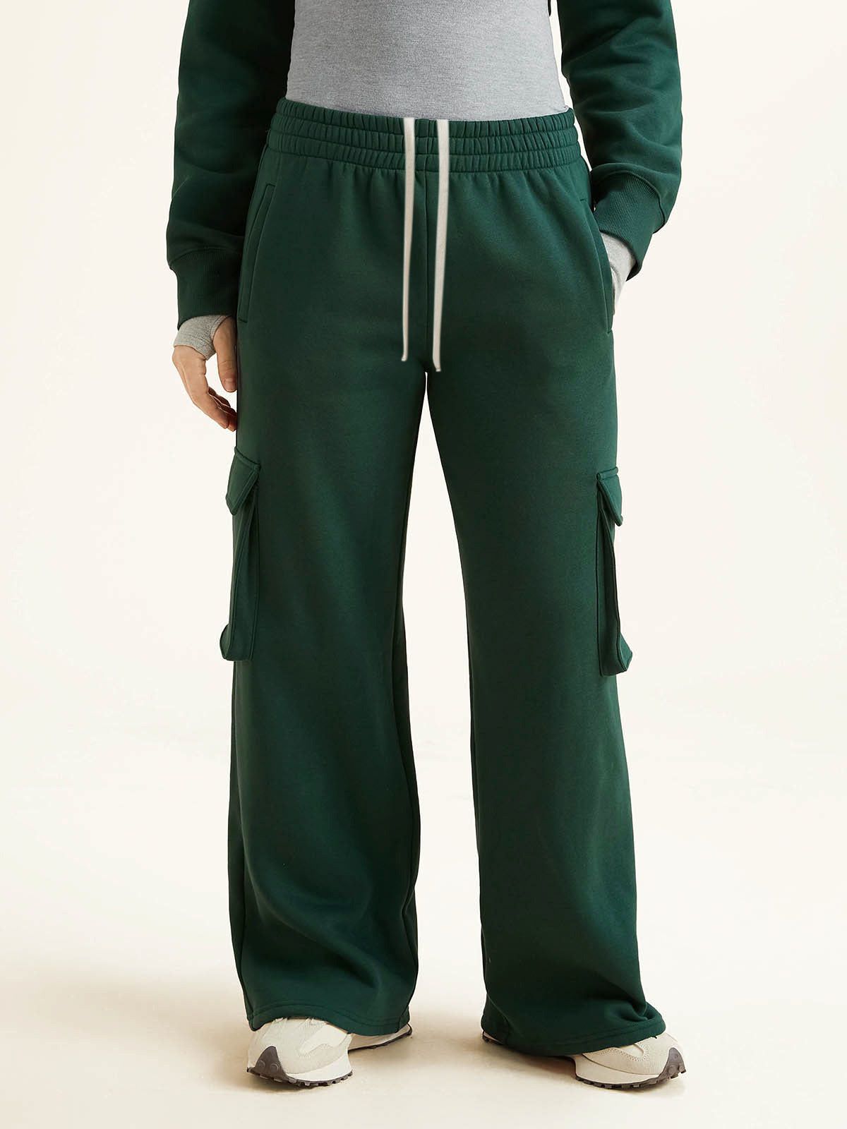 Polar Fleece Elastic Waist Cargo Pants sold by ogl move