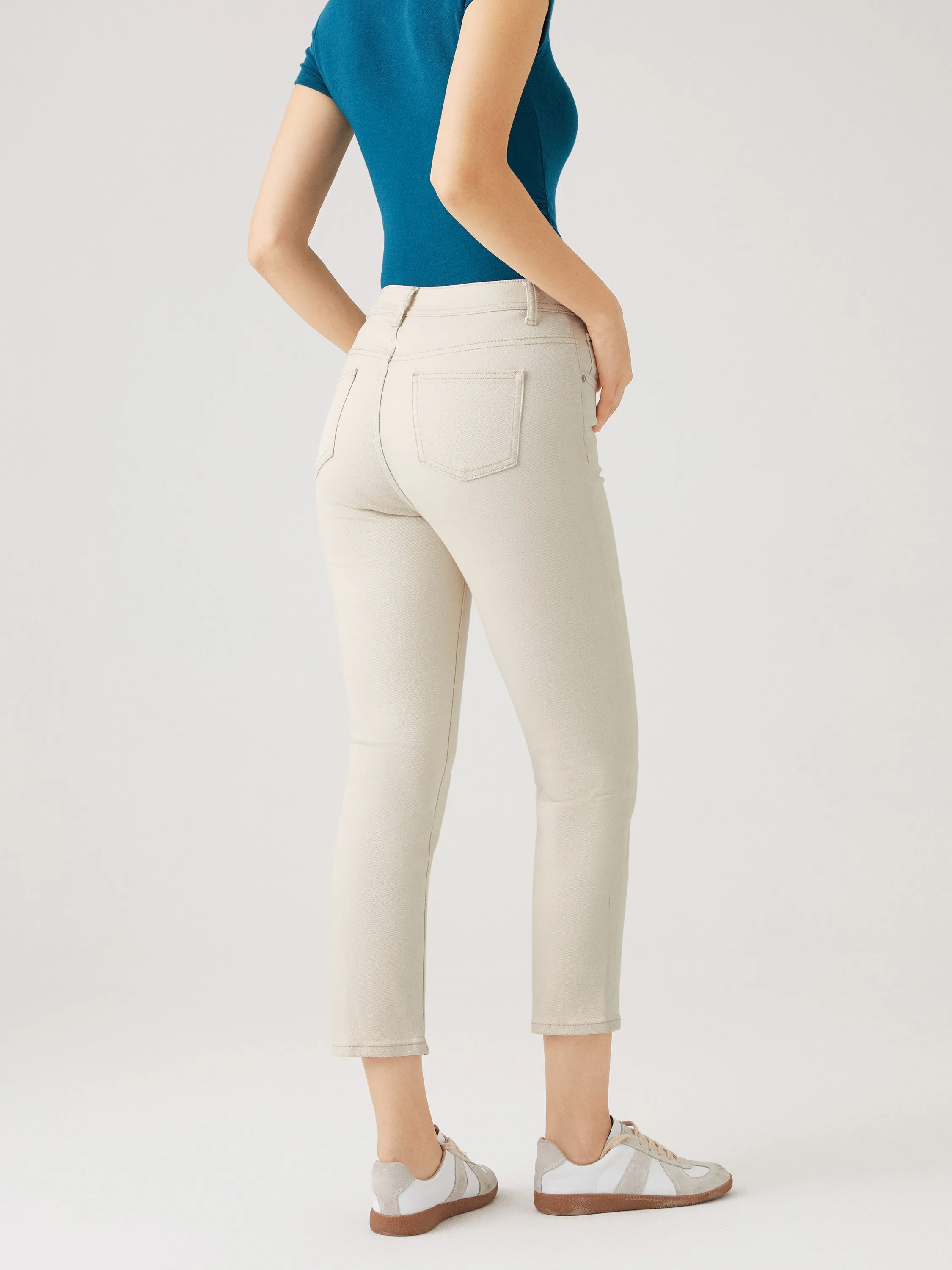 High-waisted Taper Jean sold by ogl move product image thumbnail 5