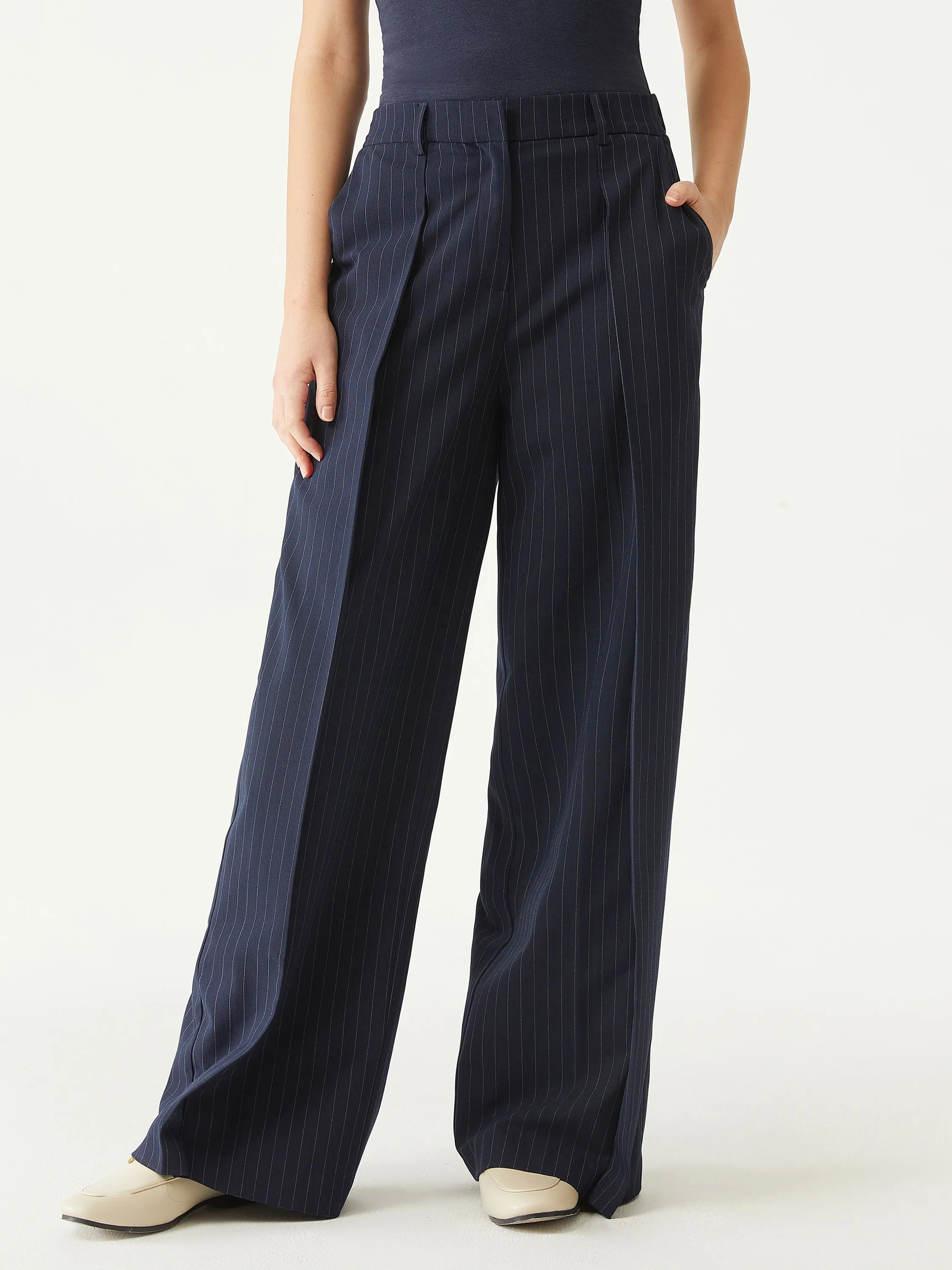 High Waisted Plicated Wide Leg Pant sold by ogl move product image thumbnail 2
