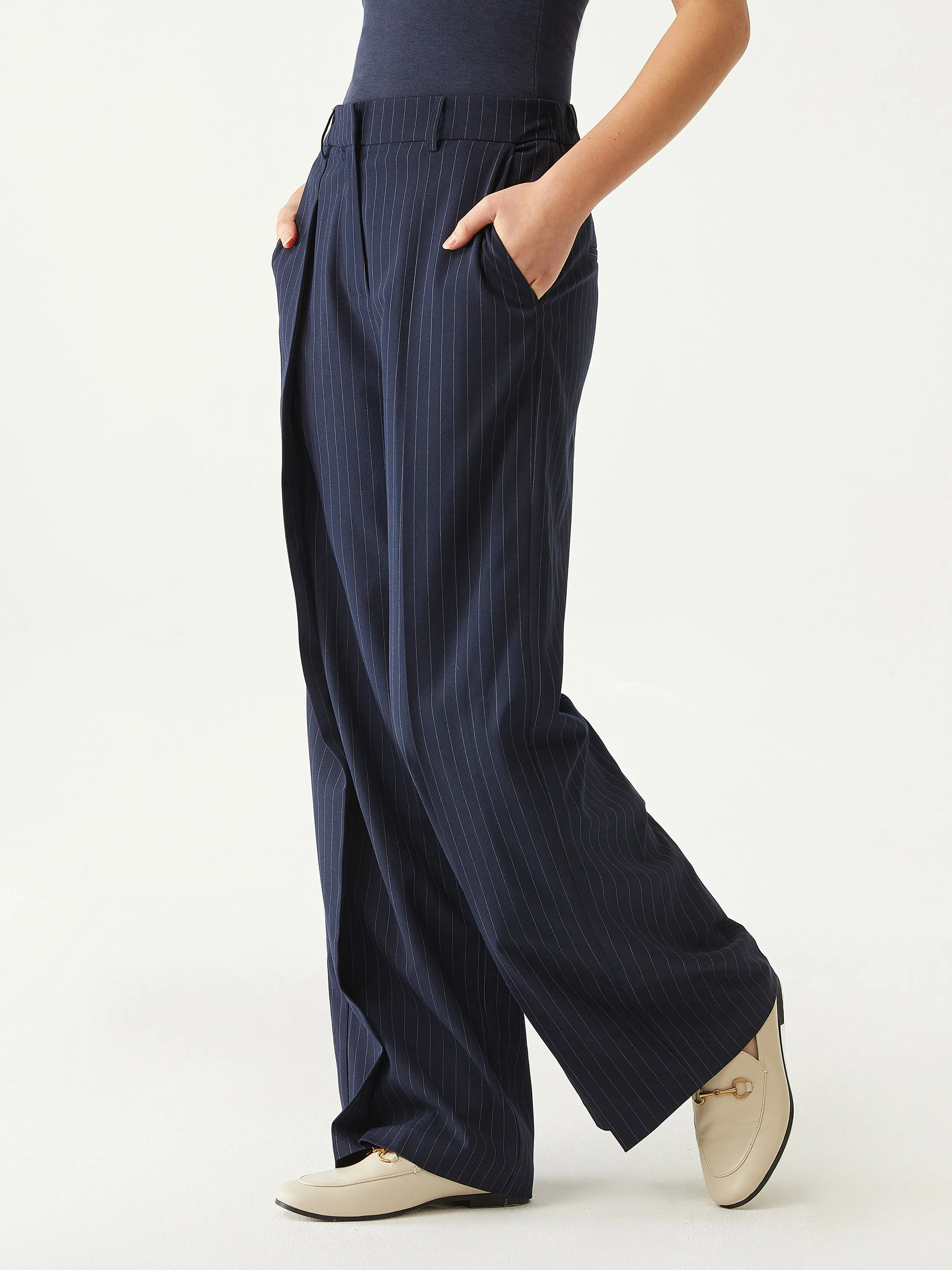 High Waisted Plicated Wide Leg Pant sold by ogl move product image thumbnail 5