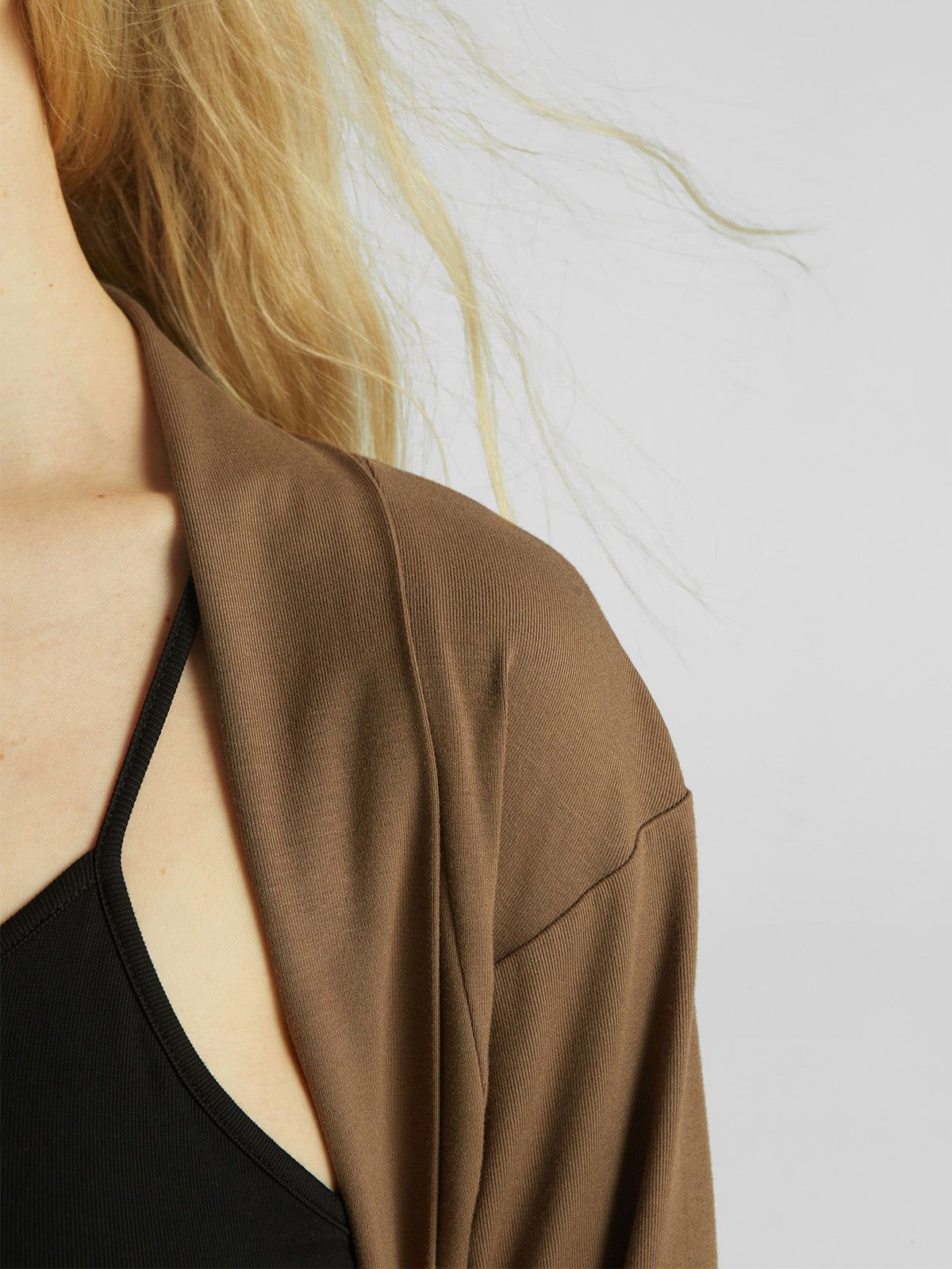 Plantive™ Chelsea Shrug sold by ogl move product image thumbnail 5