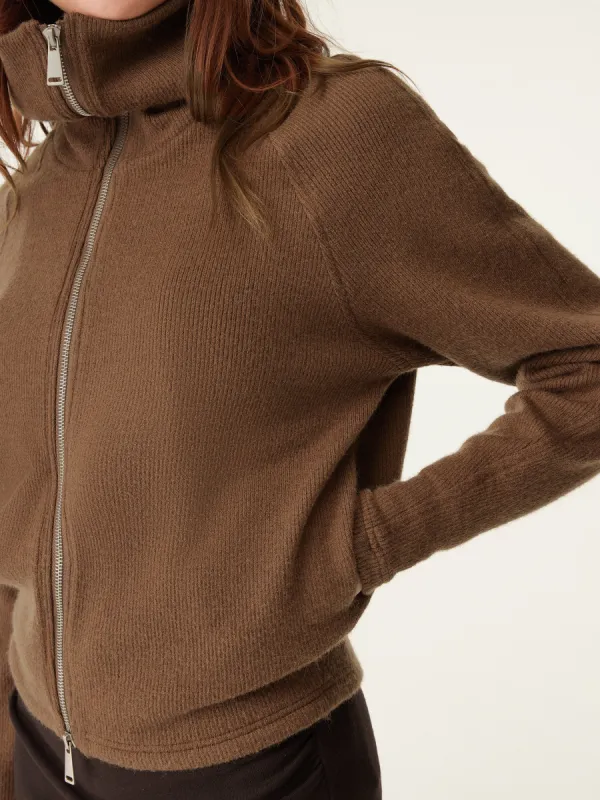 Spread Collar Two-Way Zip Knit Jacket sold by ogl move