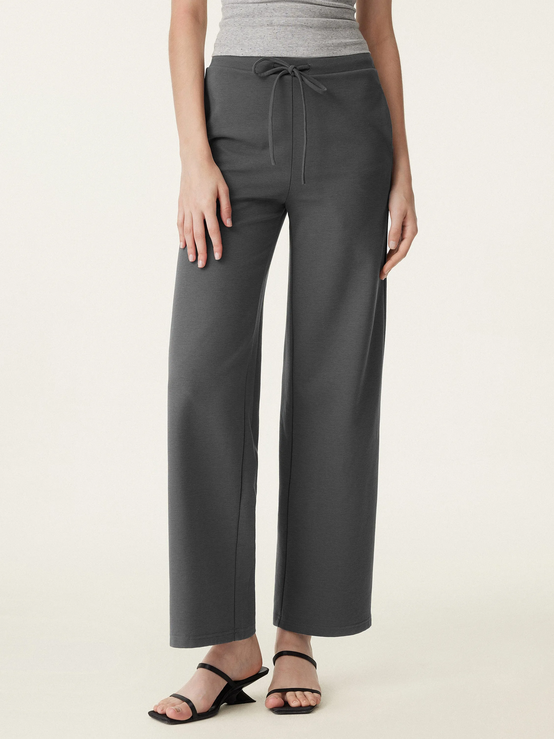 Mid Rise Drawstring Wide Leg Pant with Pockets sold by ogl move