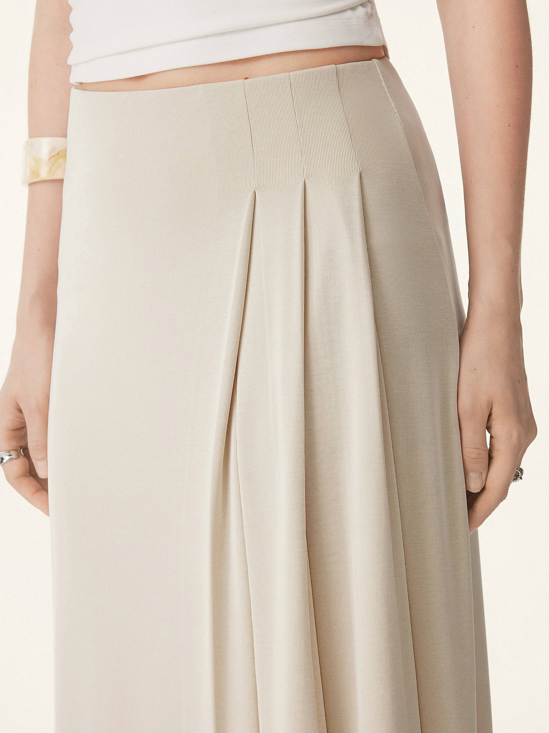 Mid Rise Pull-on Tucked Skirt sold by ogl move product image thumbnail 2