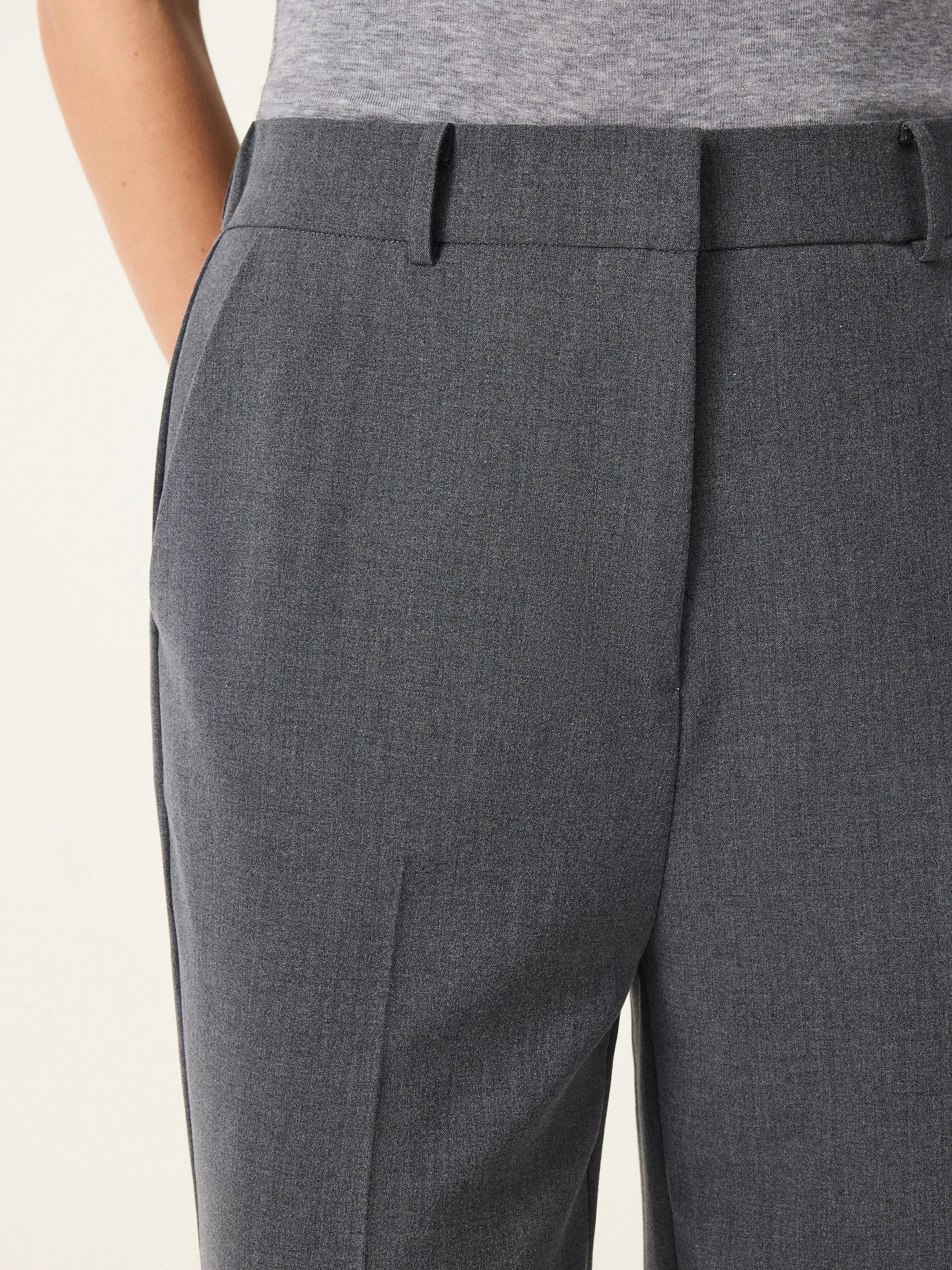 Mid Rise Straight Leg Creased Trousers with Pockets sold by OGLmove product image thumbnail 5