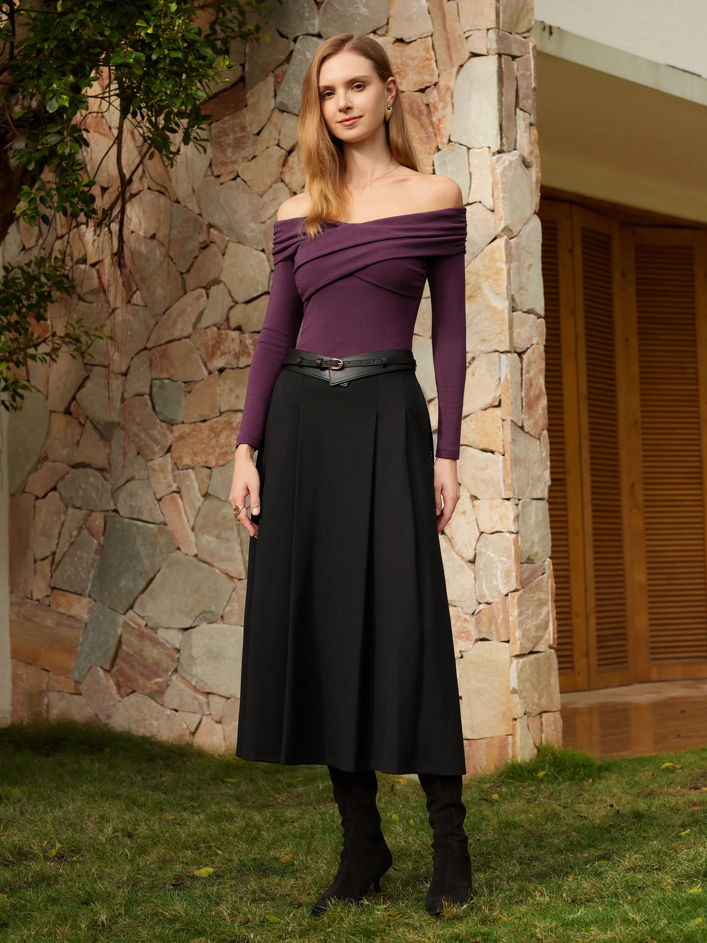 Wrinkle-Resistant A-line Tucked Pull-on Midi Skirt with Pockets sold by OGLmove