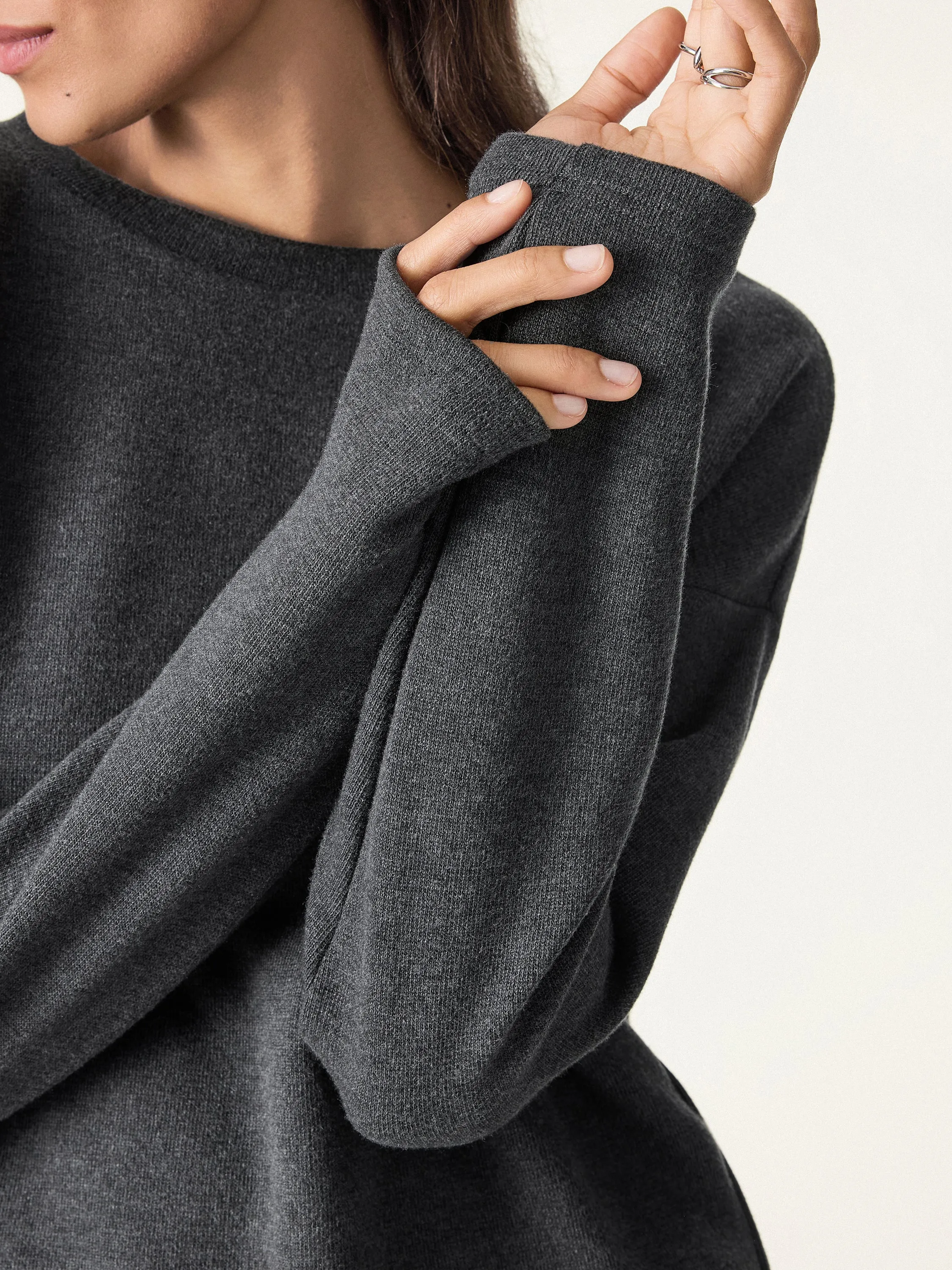 Relaxed Crew Neck Long Sleeve Top sold by OGLmove product image thumbnail 5
