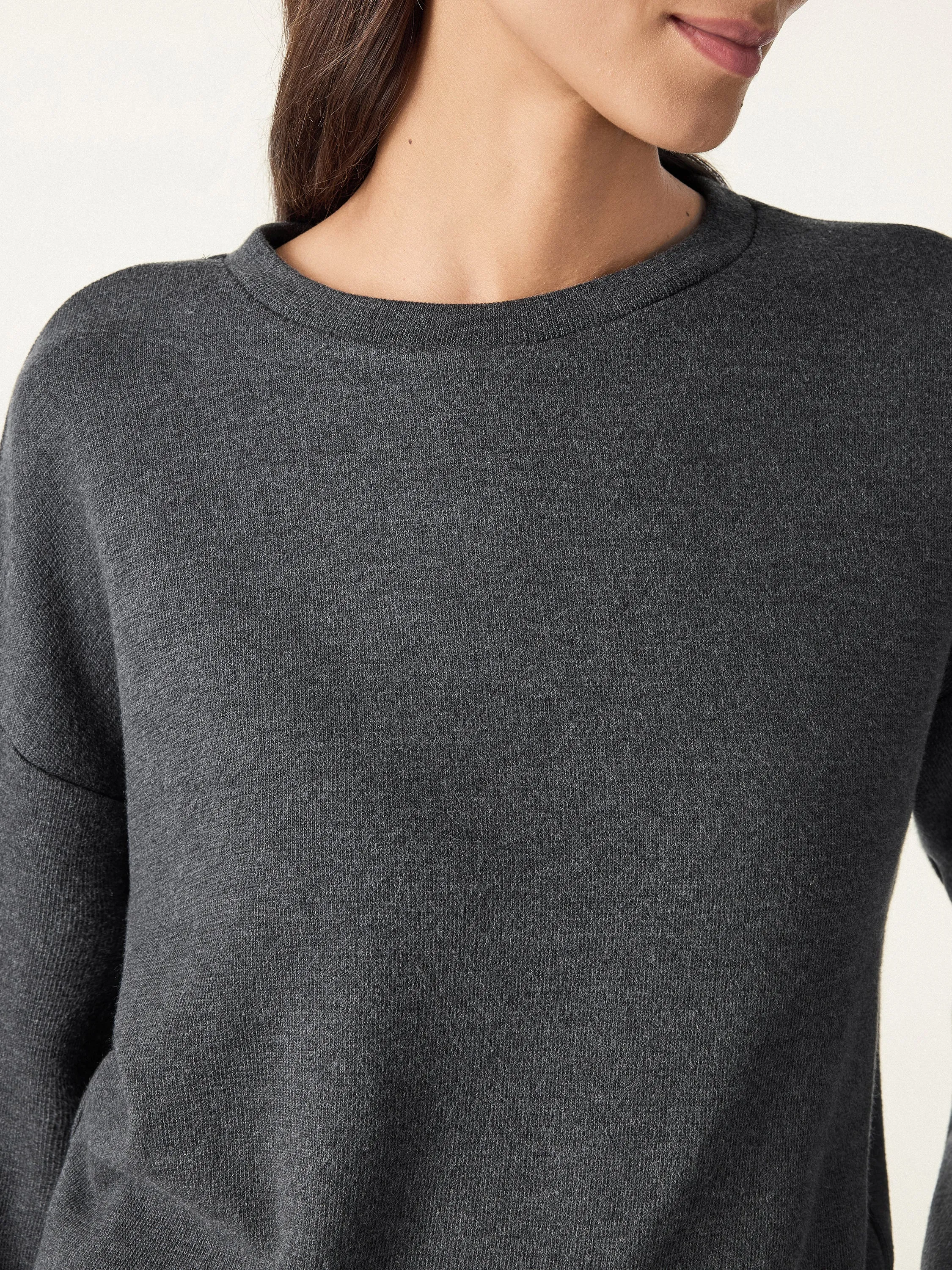 Relaxed Crew Neck Long Sleeve Top sold by OGLmove product image thumbnail 4