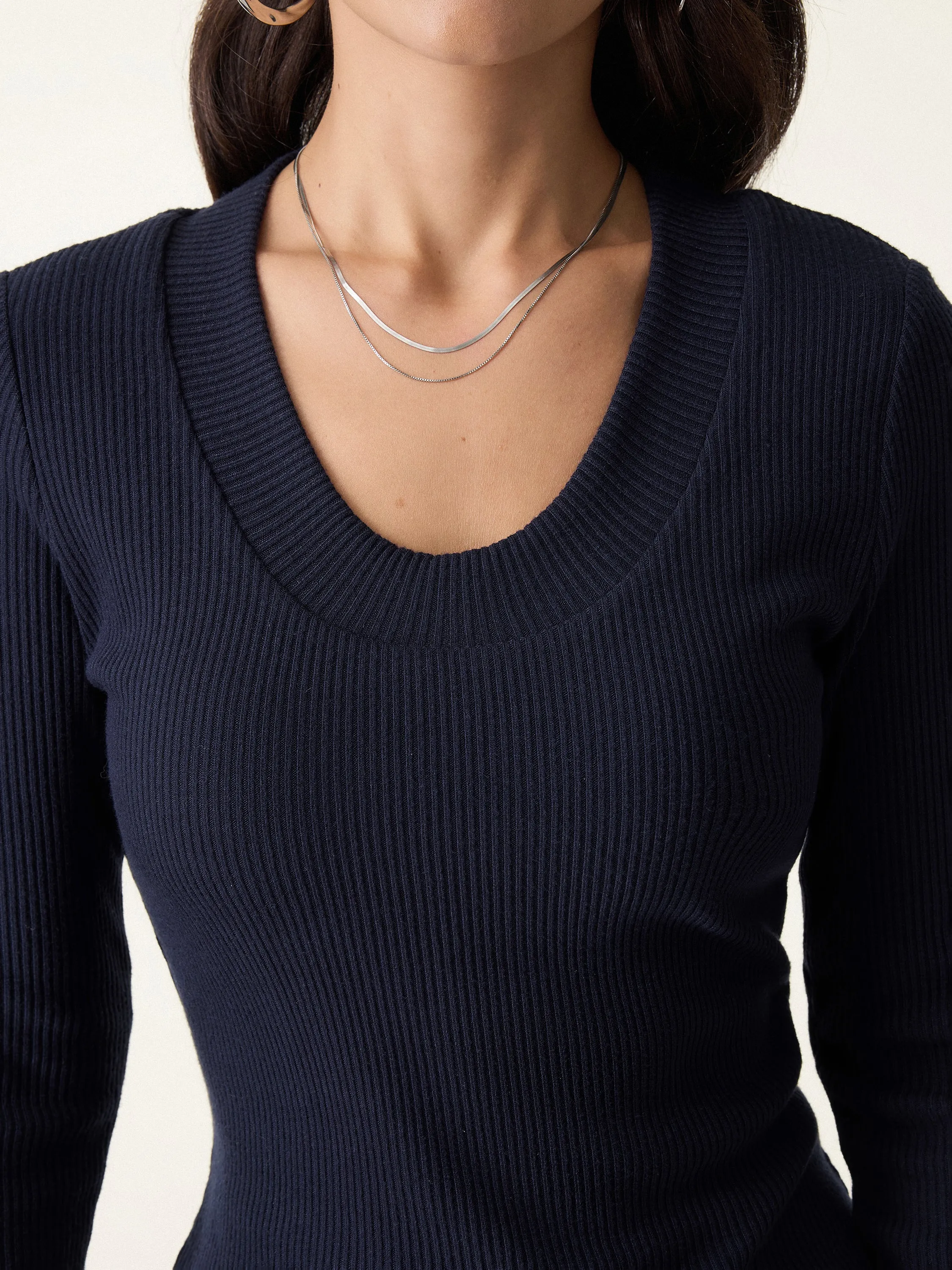 Essential Scoop Neck Ribbed Long Sleeve Brami sold by ogl move product image thumbnail 3