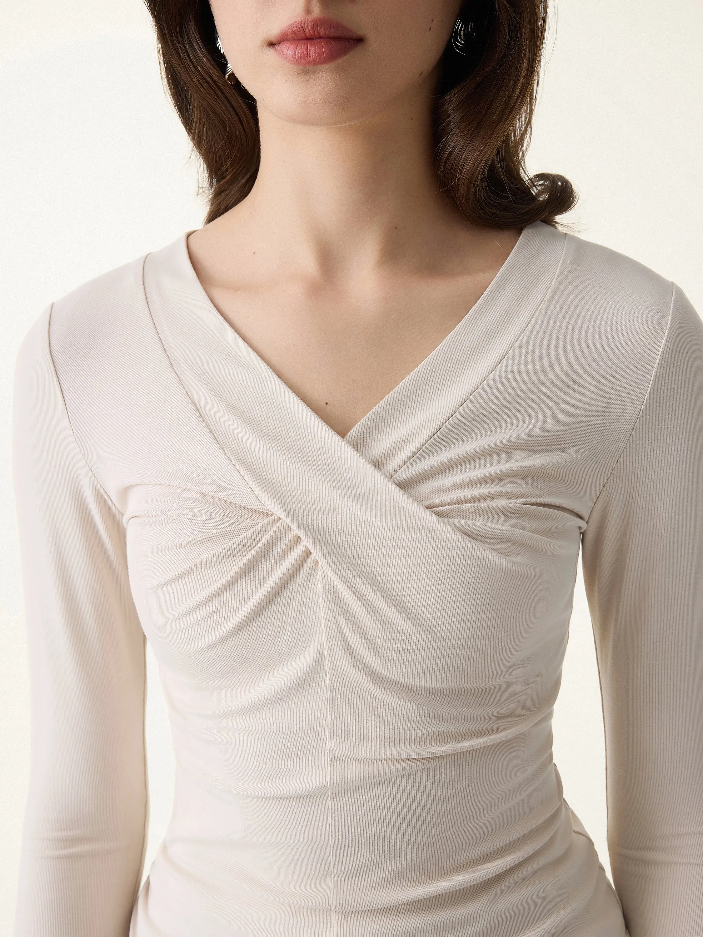 SkinKiss Twisted V-Neck Long Sleeve Top sold by OGLmove product image thumbnail 2